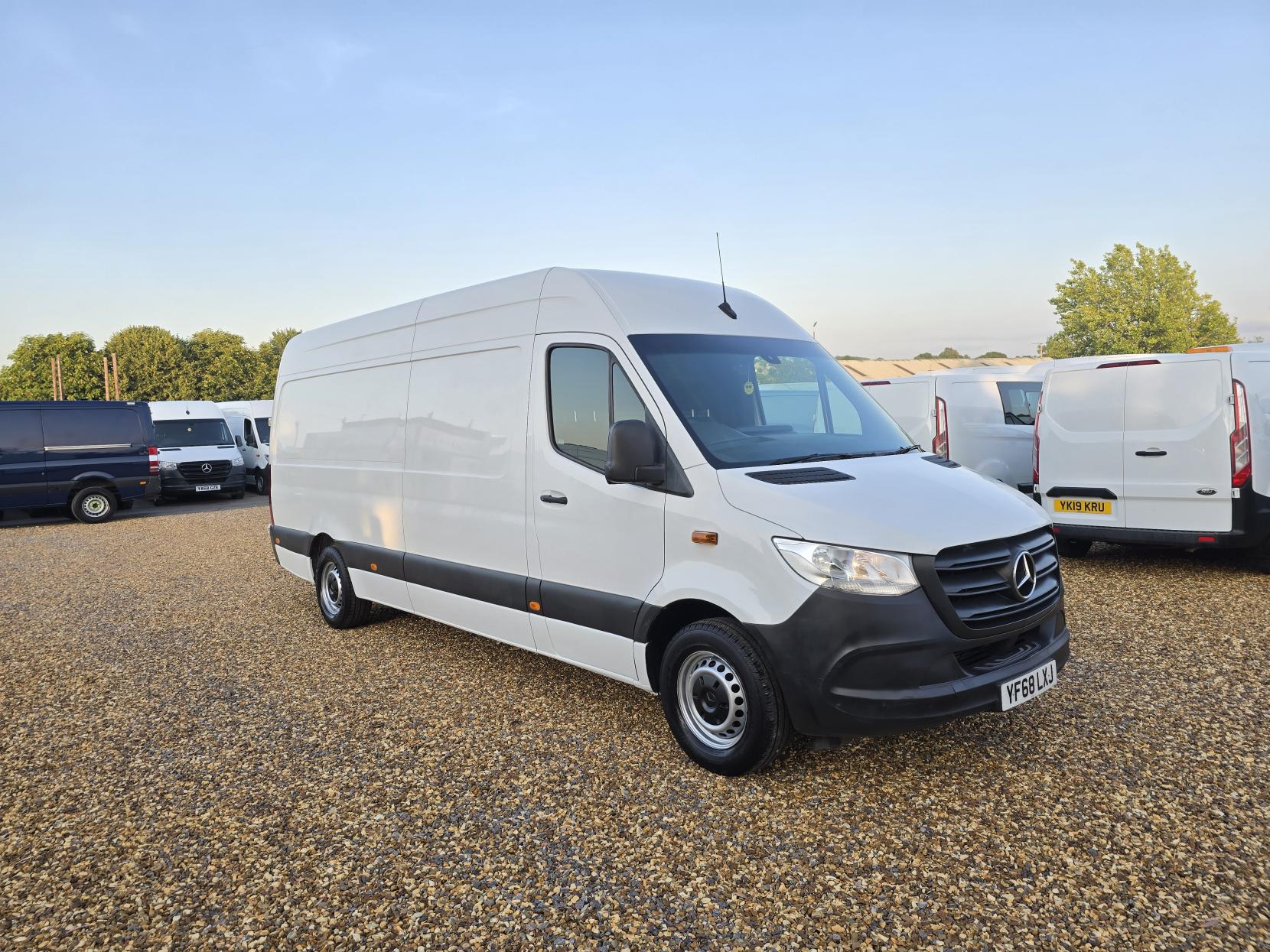 Mercedes-Benz Sprinter 2.1 311 CDI Panel Van 5dr Diesel Manual RWD L3 H2 Euro 6 (114 ps)