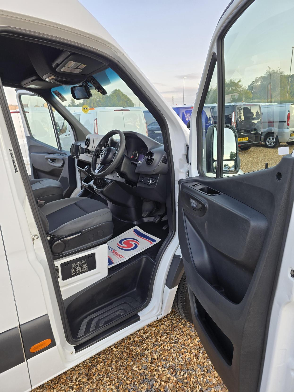 Mercedes-Benz Sprinter 2.1 311 CDI Panel Van 5dr Diesel Manual RWD L3 H2 Euro 6 (114 ps)