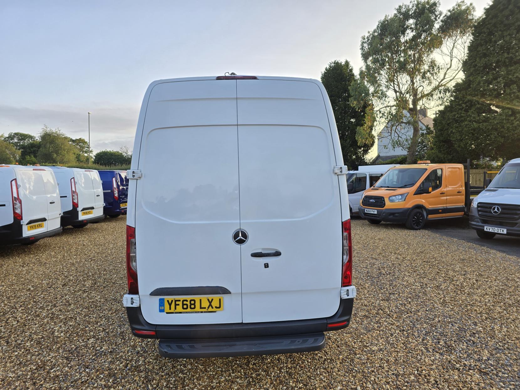 Mercedes-Benz Sprinter 2.1 311 CDI Panel Van 5dr Diesel Manual RWD L3 H2 Euro 6 (114 ps)