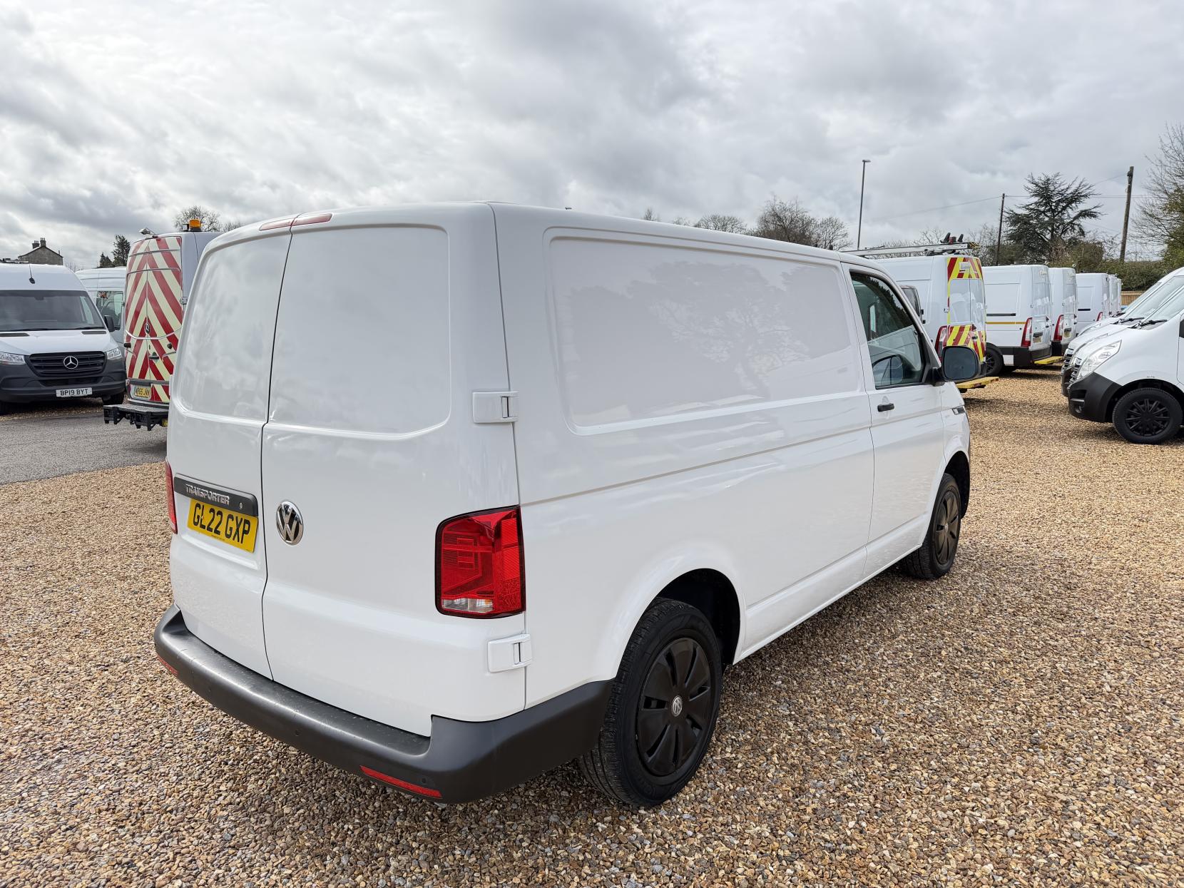 Volkswagen Transporter 2.0 TDI T28 Startline Panel Van 5dr Diesel Manual FWD SWB Euro 6 (s/s) (110 ps)