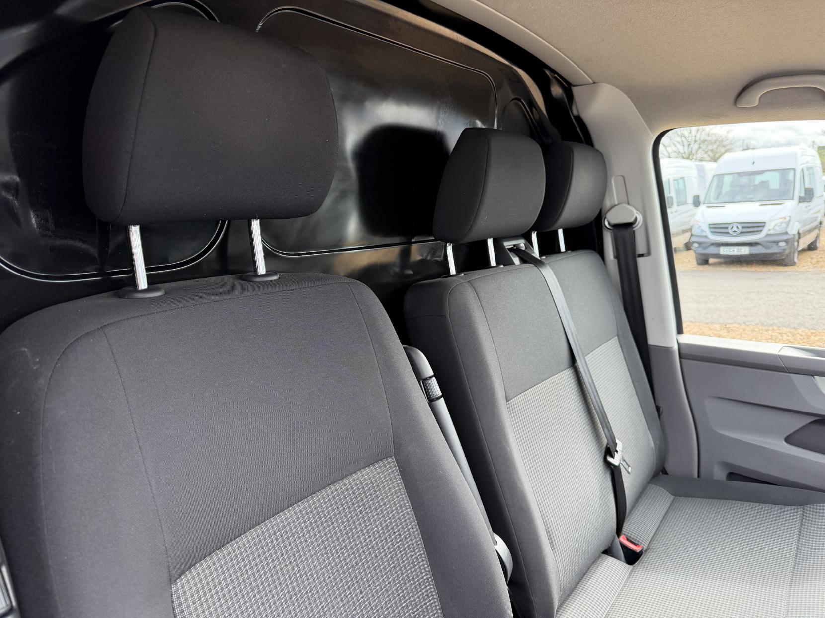 Volkswagen Transporter 2.0 TDI T28 Startline Panel Van 5dr Diesel Manual FWD SWB Euro 6 (s/s) (110 ps)