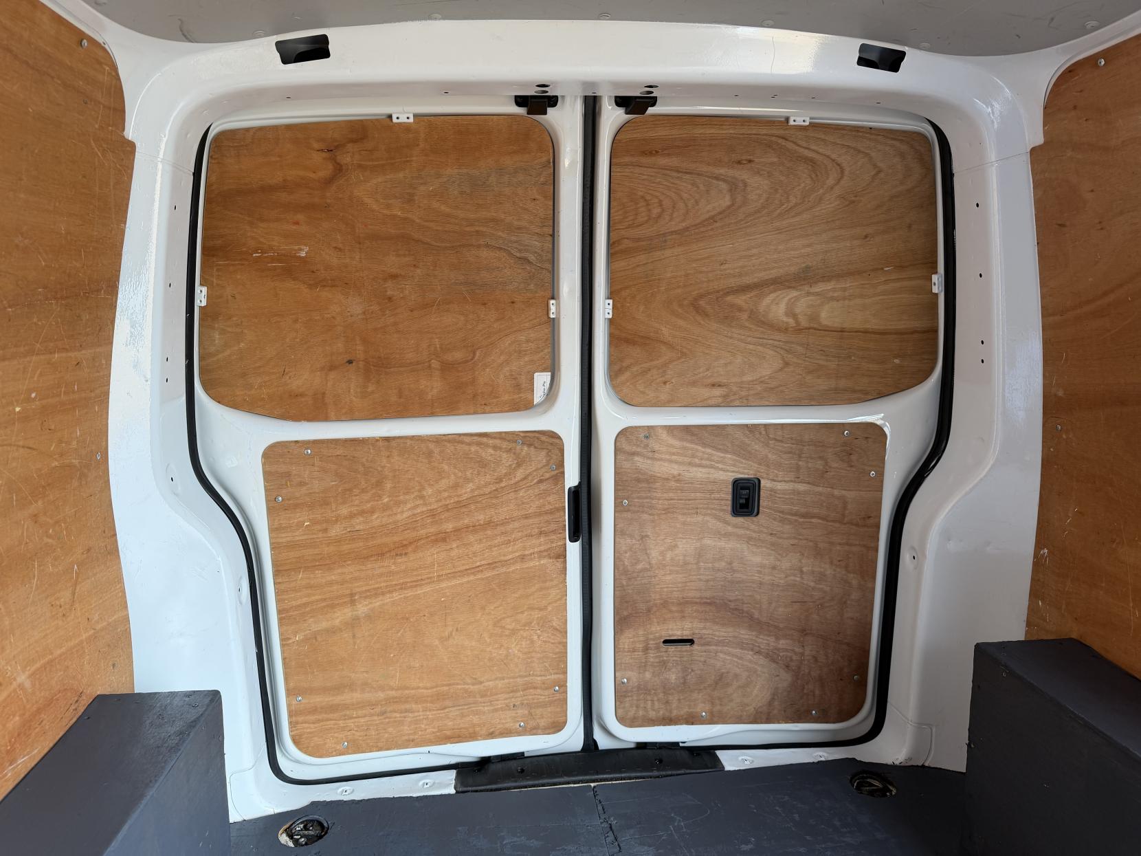 Volkswagen Transporter 2.0 TDI T28 Startline Panel Van 5dr Diesel Manual FWD SWB Euro 6 (s/s) (110 ps)