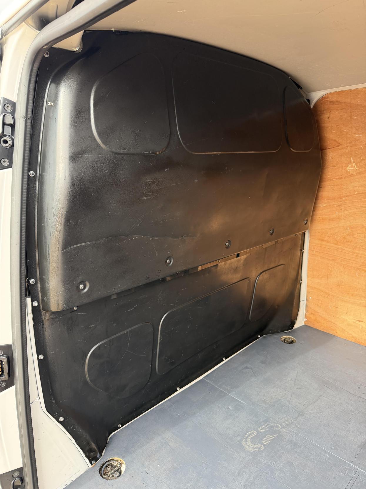 Volkswagen Transporter 2.0 TDI T28 Startline Panel Van 5dr Diesel Manual FWD SWB Euro 6 (s/s) (110 ps)