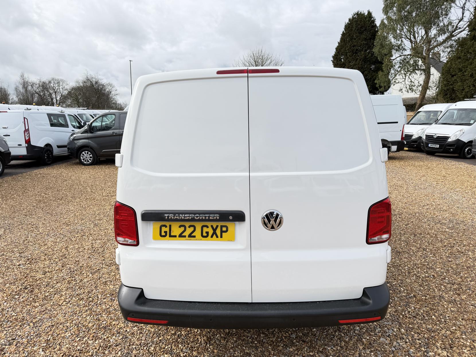 Volkswagen Transporter 2.0 TDI T28 Startline Panel Van 5dr Diesel Manual FWD SWB Euro 6 (s/s) (110 ps)