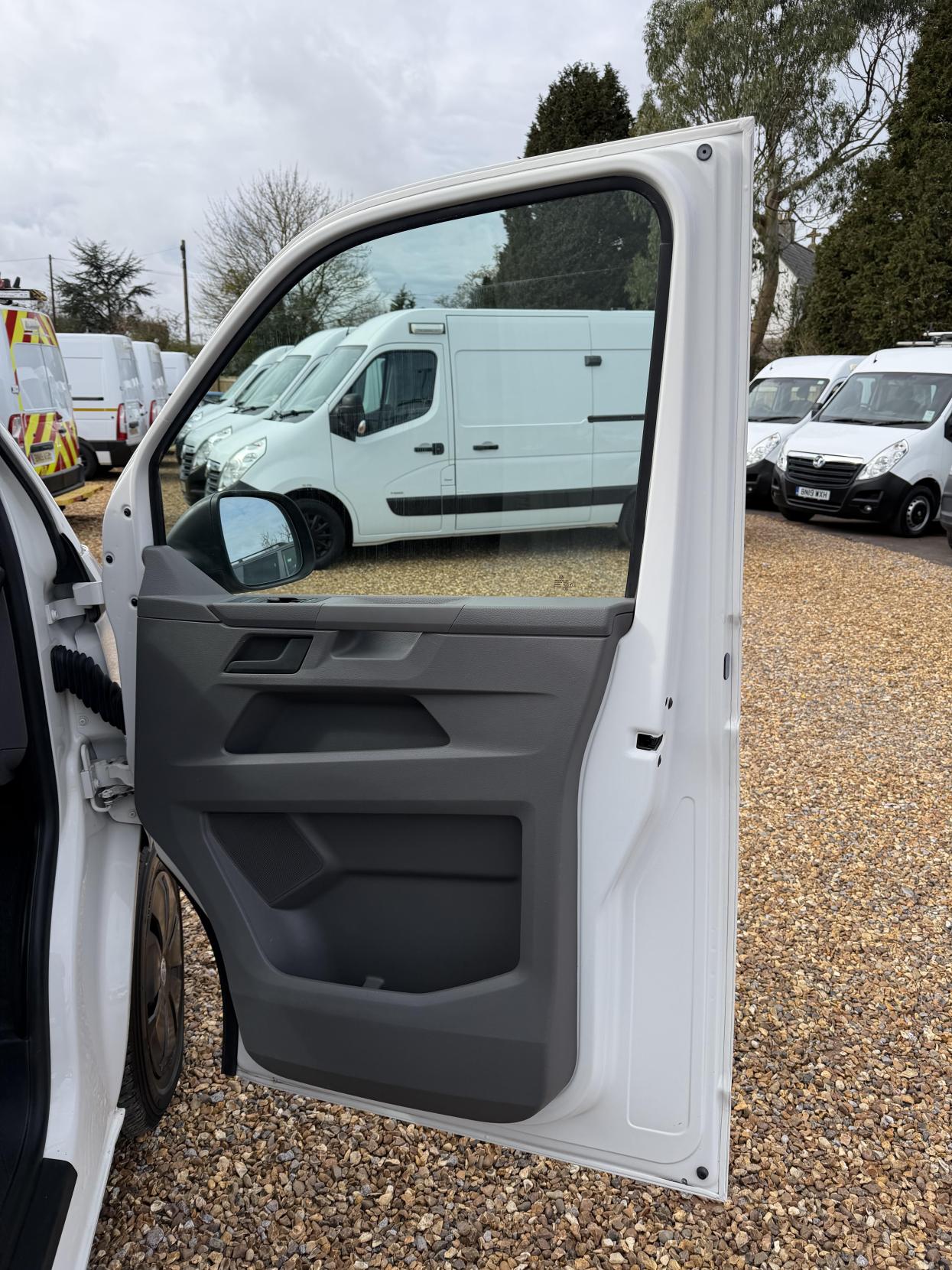 Volkswagen Transporter 2.0 TDI T28 Startline Panel Van 5dr Diesel Manual FWD SWB Euro 6 (s/s) (110 ps)