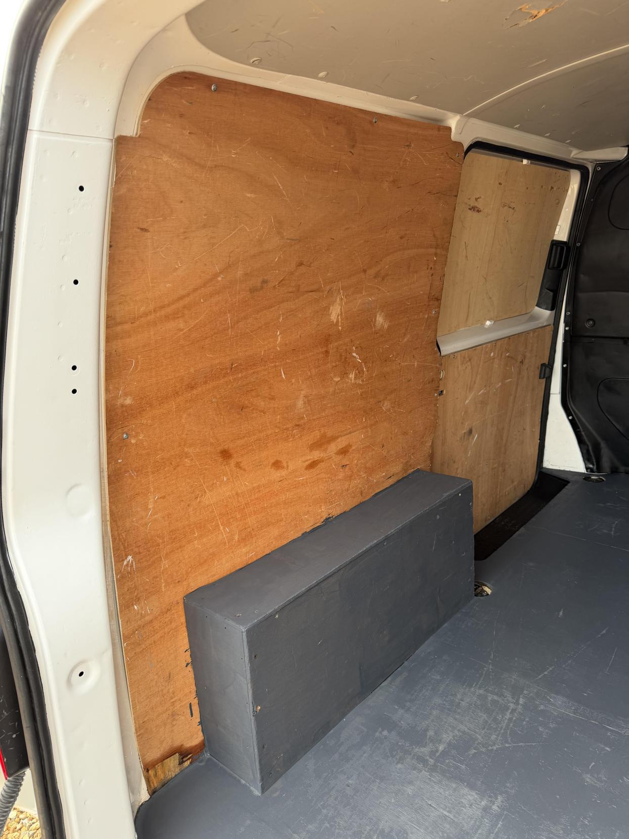 Volkswagen Transporter 2.0 TDI T28 Startline Panel Van 5dr Diesel Manual FWD SWB Euro 6 (s/s) (110 ps)