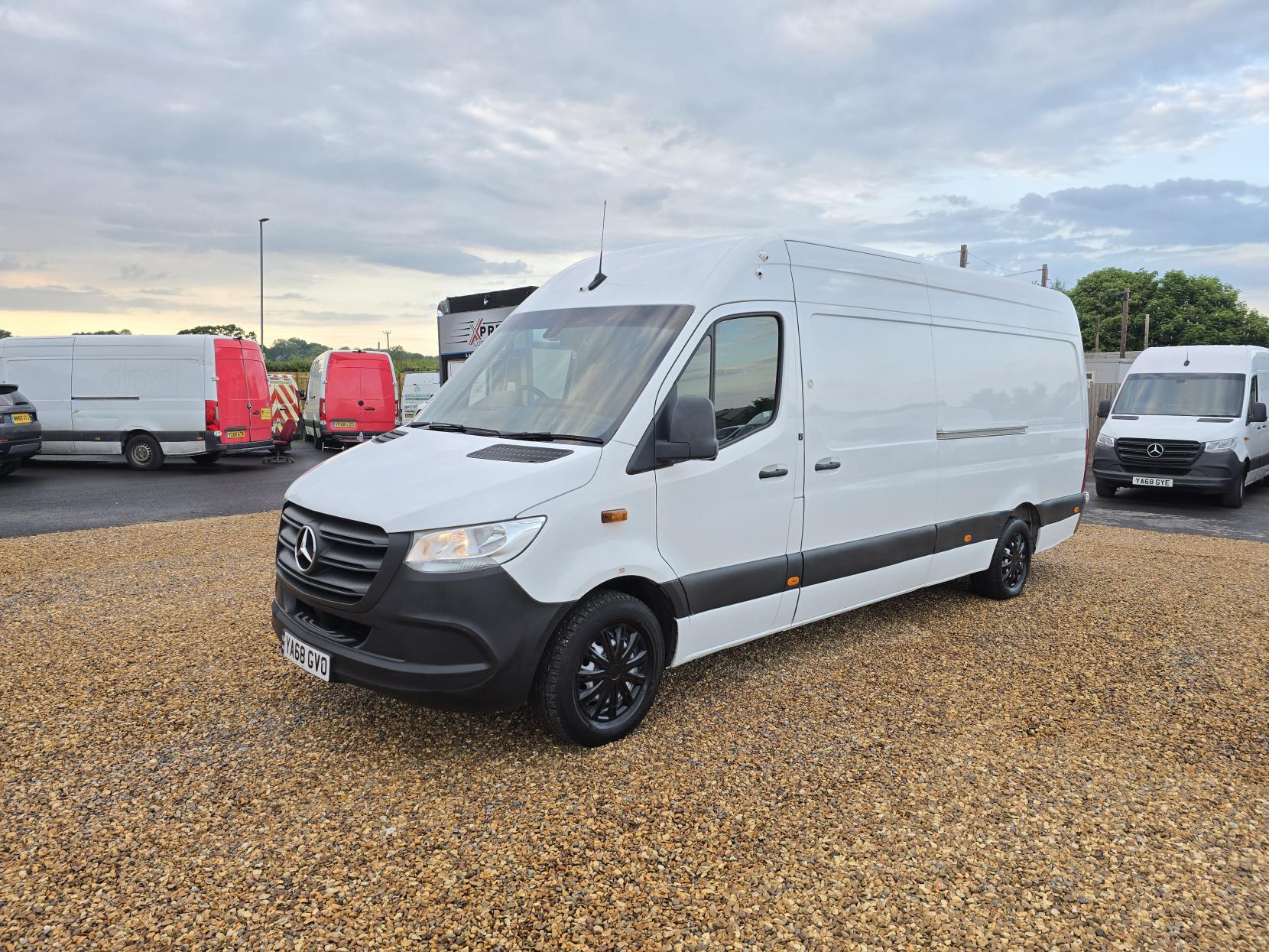 Mercedes-Benz Sprinter 2.1 311 CDI Panel Van 5dr Diesel Manual RWD L3 H2 Euro 6 (114 ps)