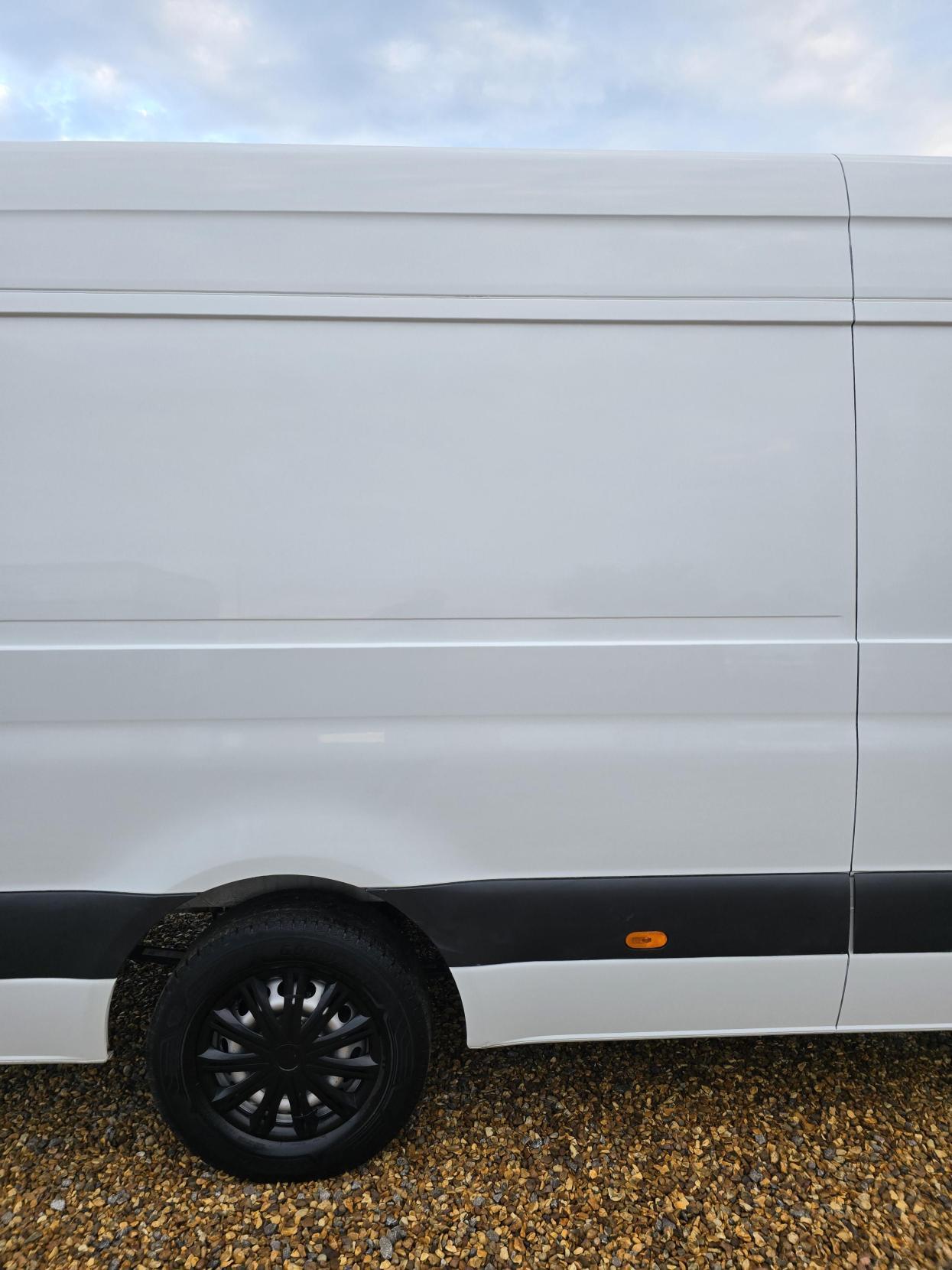 Mercedes-Benz Sprinter 2.1 311 CDI Panel Van 5dr Diesel Manual RWD L3 H2 Euro 6 (114 ps)