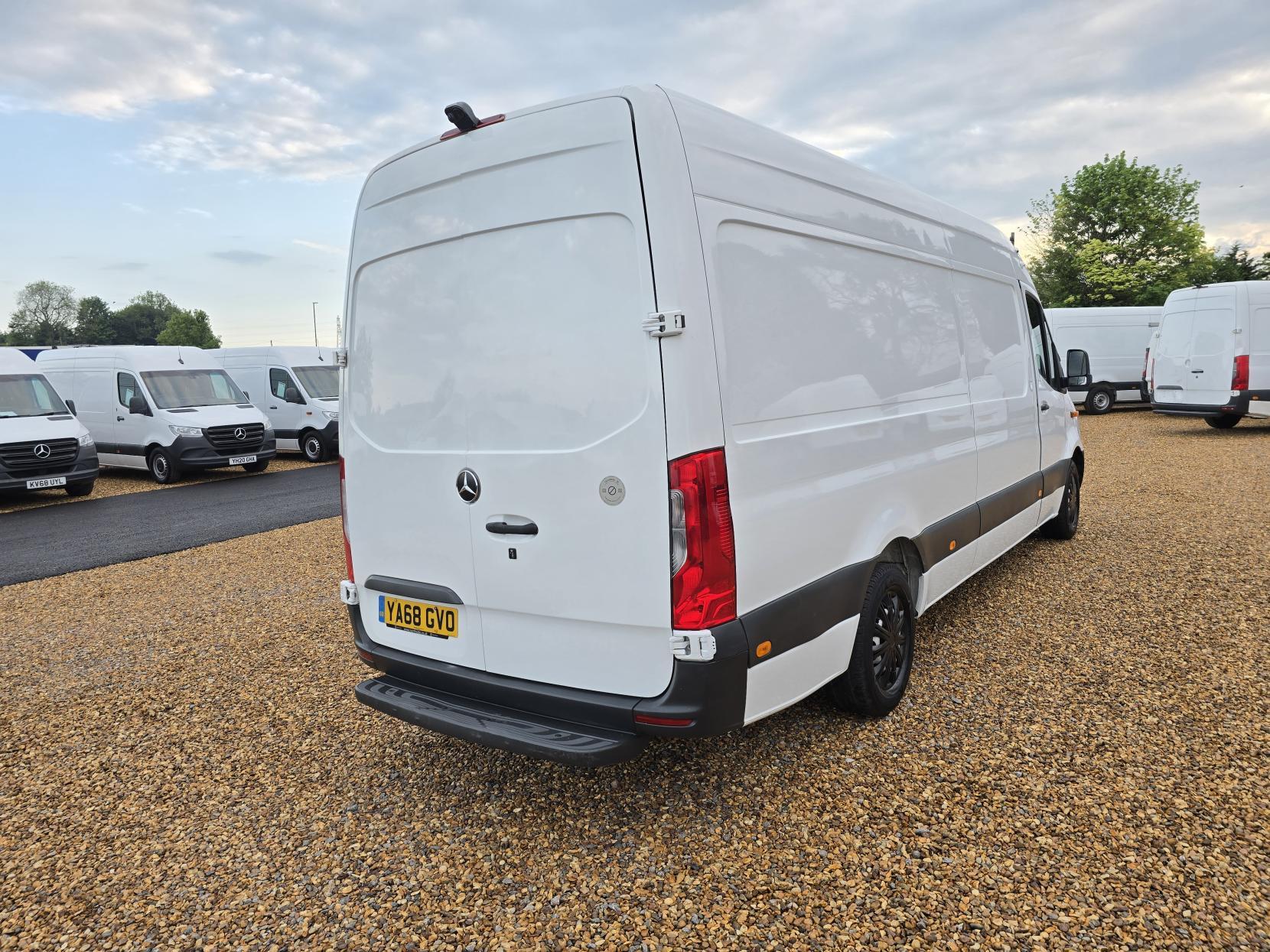Mercedes-Benz Sprinter 2.1 311 CDI Panel Van 5dr Diesel Manual RWD L3 H2 Euro 6 (114 ps)