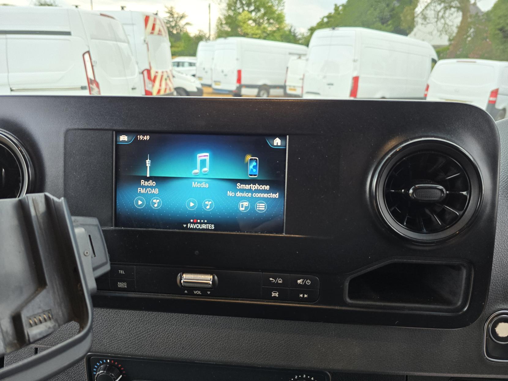 Mercedes-Benz Sprinter 2.1 311 CDI Panel Van 5dr Diesel Manual RWD L3 H2 Euro 6 (114 ps)