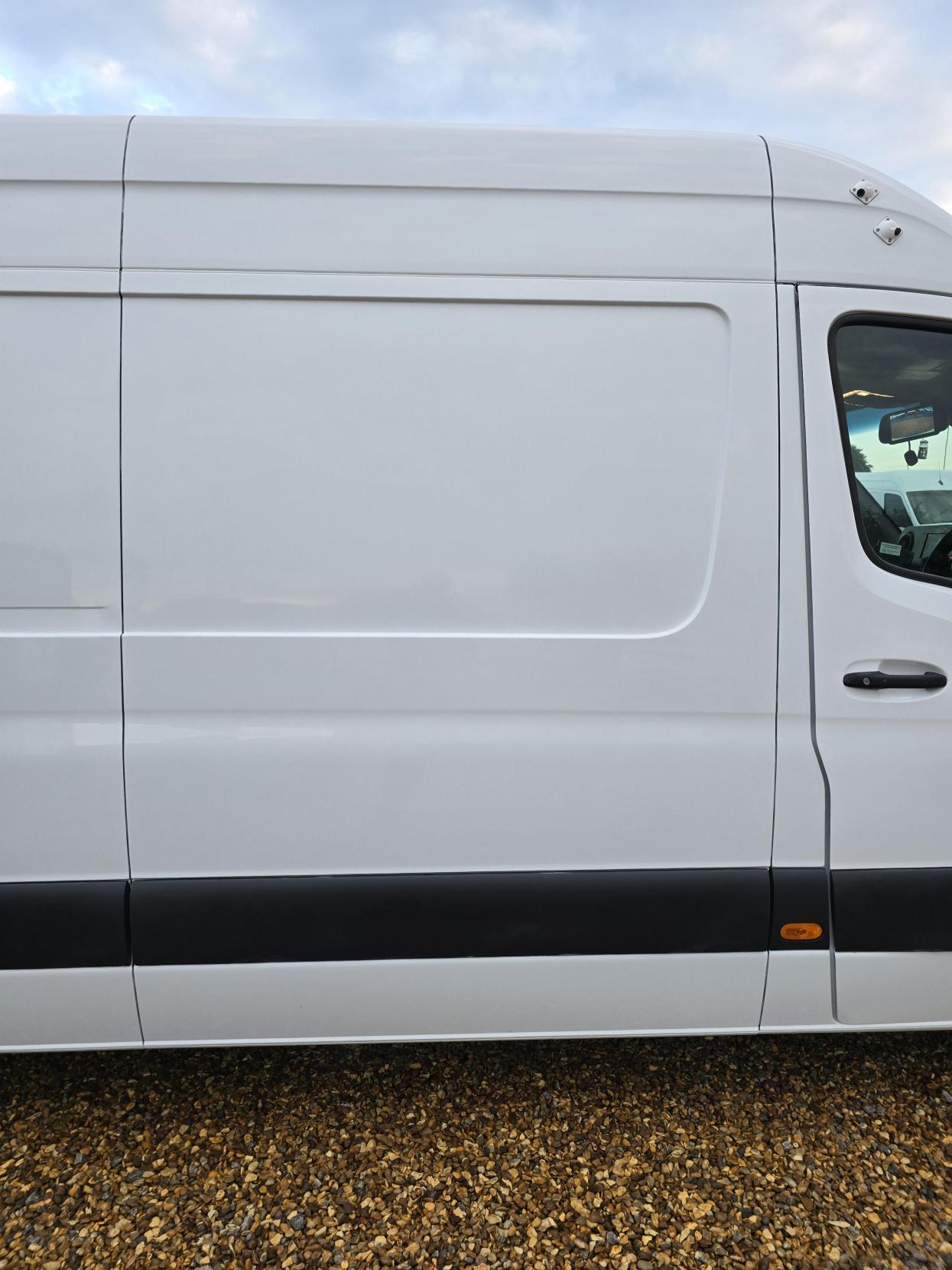 Mercedes-Benz Sprinter 2.1 311 CDI Panel Van 5dr Diesel Manual RWD L3 H2 Euro 6 (114 ps)