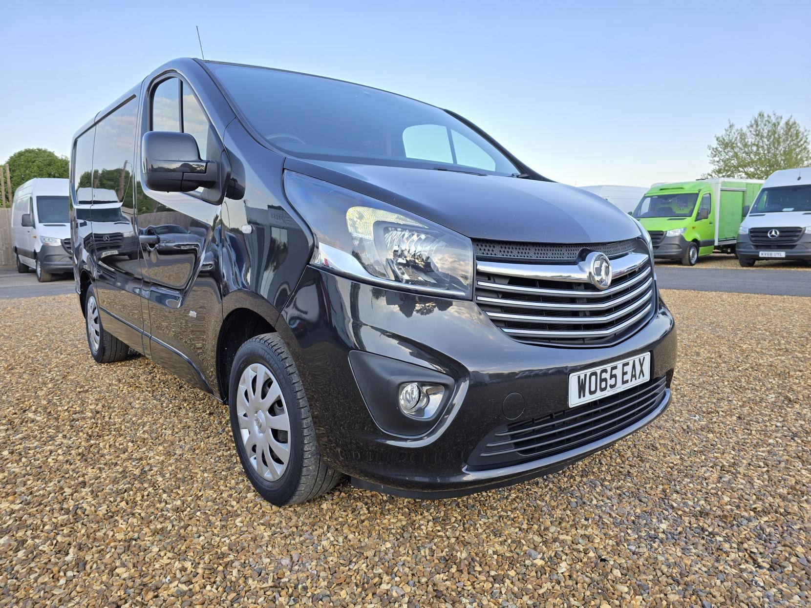 Vauxhall Vivaro 1.6 CDTi 2700 BiTurbo ecoFLEX Sportive Panel Van 5dr Diesel Manual L1 H1 Euro 5 (s/s) (120 ps)