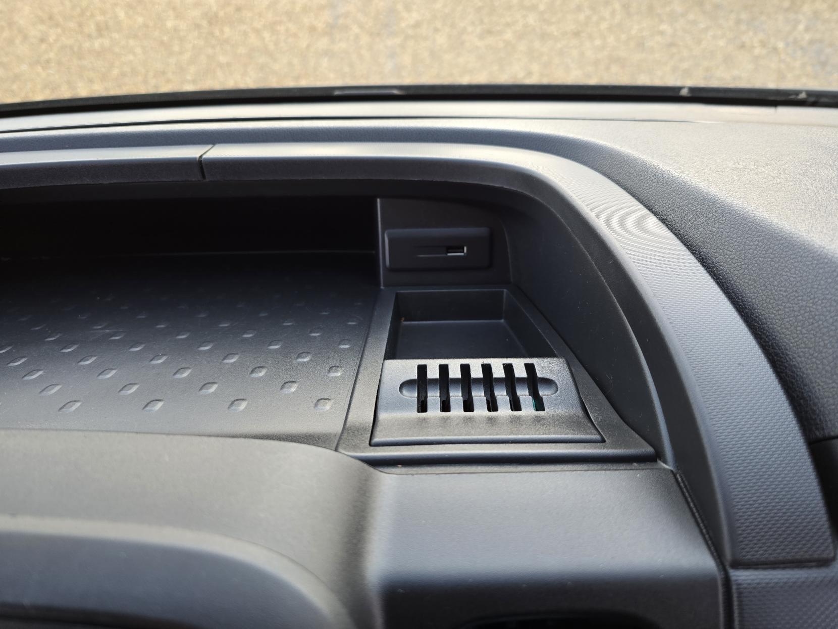 Vauxhall Vivaro 1.6 CDTi 2700 BiTurbo ecoFLEX Sportive Panel Van 5dr Diesel Manual L1 H1 Euro 5 (s/s) (120 ps)