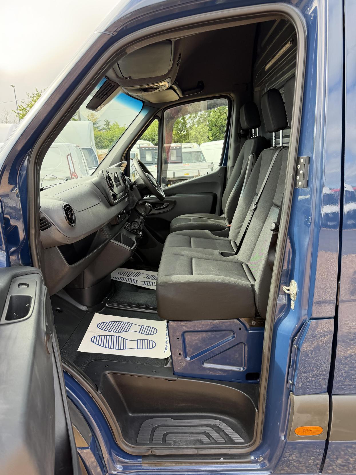 2019 Mercedes-Benz Sprinter 2.1 316 CDI Panel Van 5dr Diesel Manual RWD L2 H2 Euro 6 (163 ps) - Thumbnail 18
