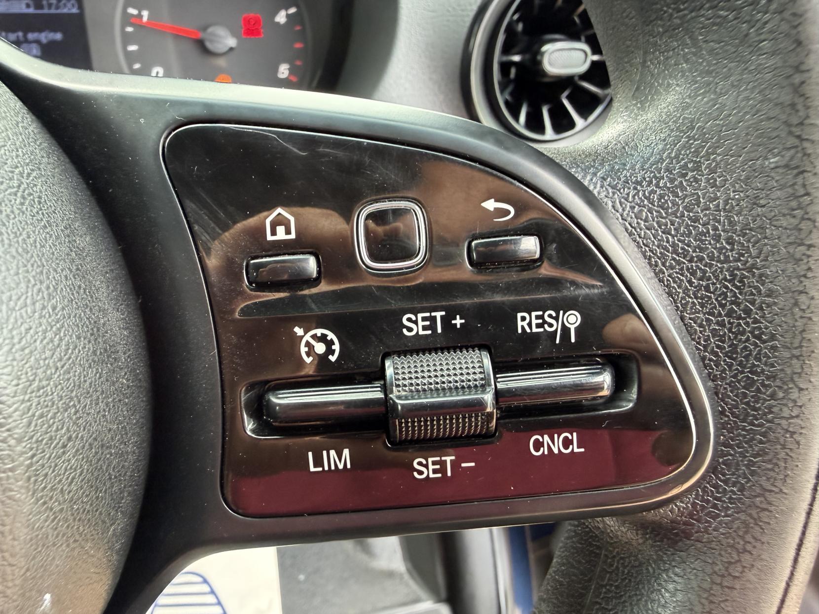 2019 Mercedes-Benz Sprinter 2.1 316 CDI Panel Van 5dr Diesel Manual RWD L2 H2 Euro 6 (163 ps) - Thumbnail 39