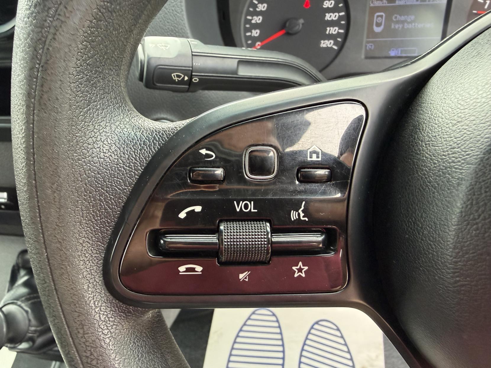 2019 Mercedes-Benz Sprinter 2.1 316 CDI Panel Van 5dr Diesel Manual RWD L2 H2 Euro 6 (163 ps) - Thumbnail 38