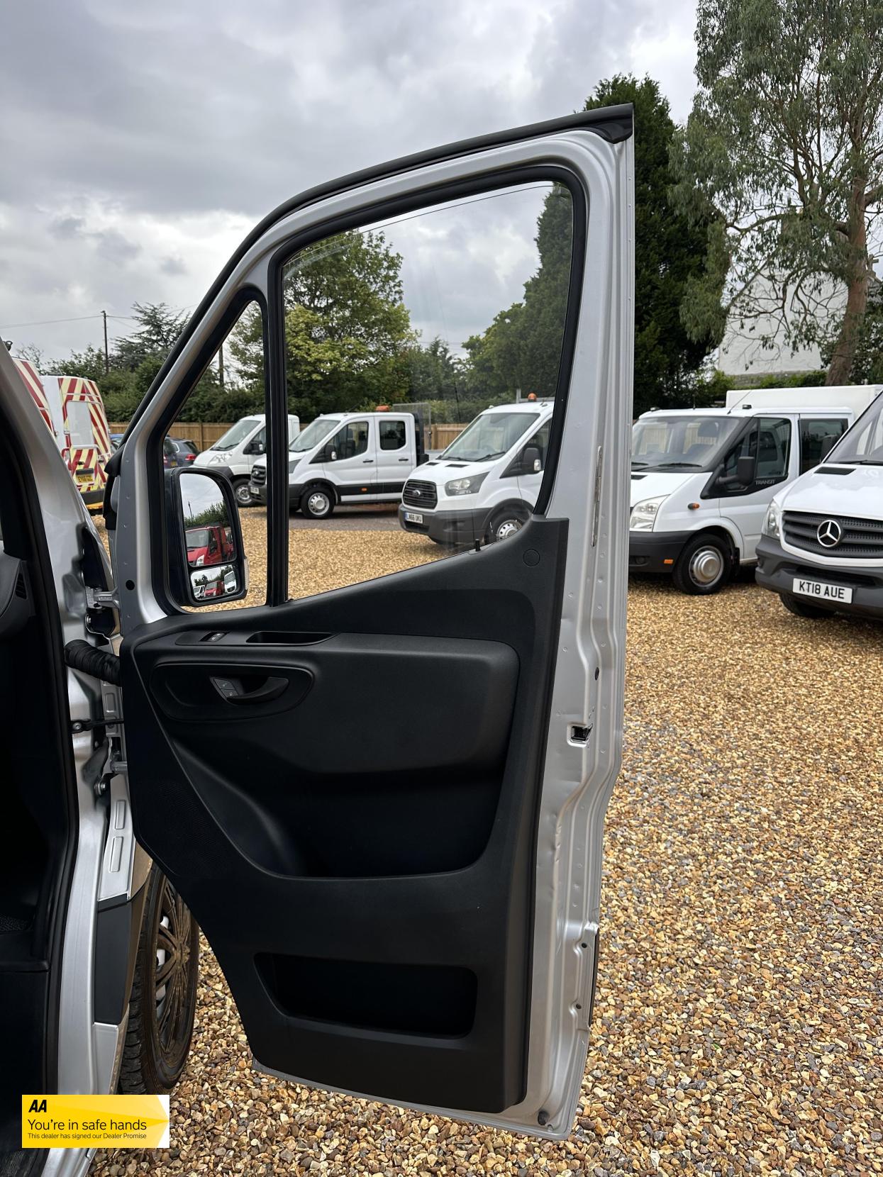 Mercedes-Benz Sprinter 2.1 314 CDI Panel Van 5dr Diesel Manual FWD L2 H2 Euro 6 (143 ps)