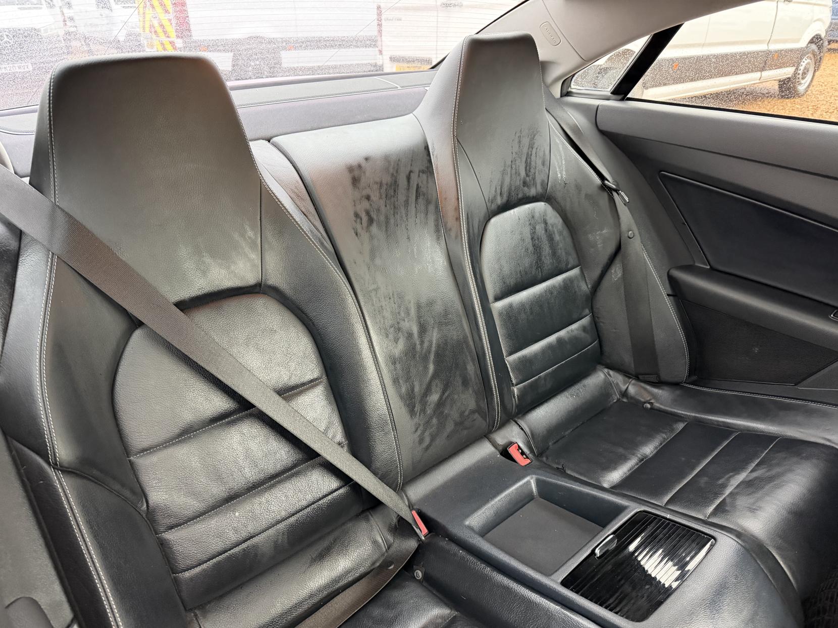 Mercedes-Benz E Class 2.1 E220 CDI BlueEfficiency SE Coupe 2dr Diesel Manual Euro 5 (170 ps)