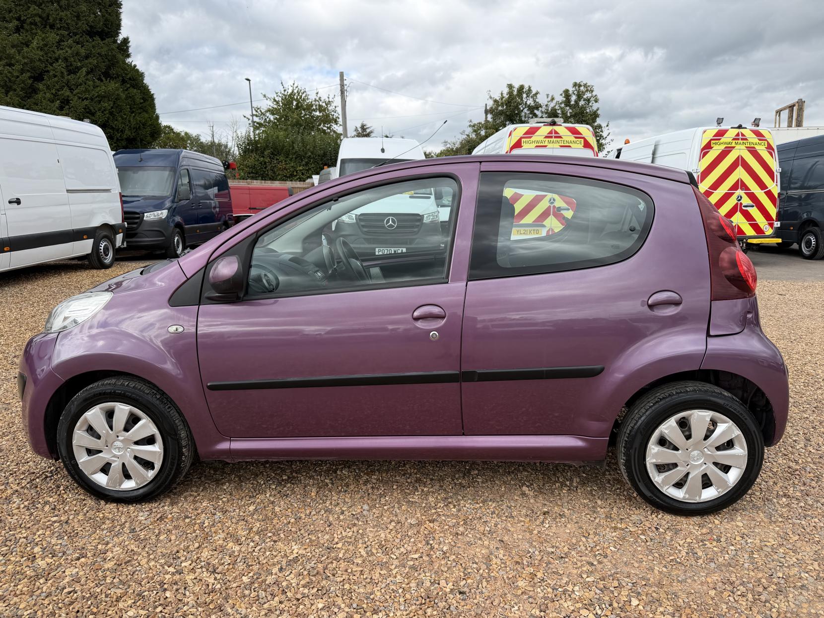 2012 Peugeot 107 1.0 12V Active Hatchback 5dr Petrol Manual Euro 5 (68 ps) - Thumbnail 7