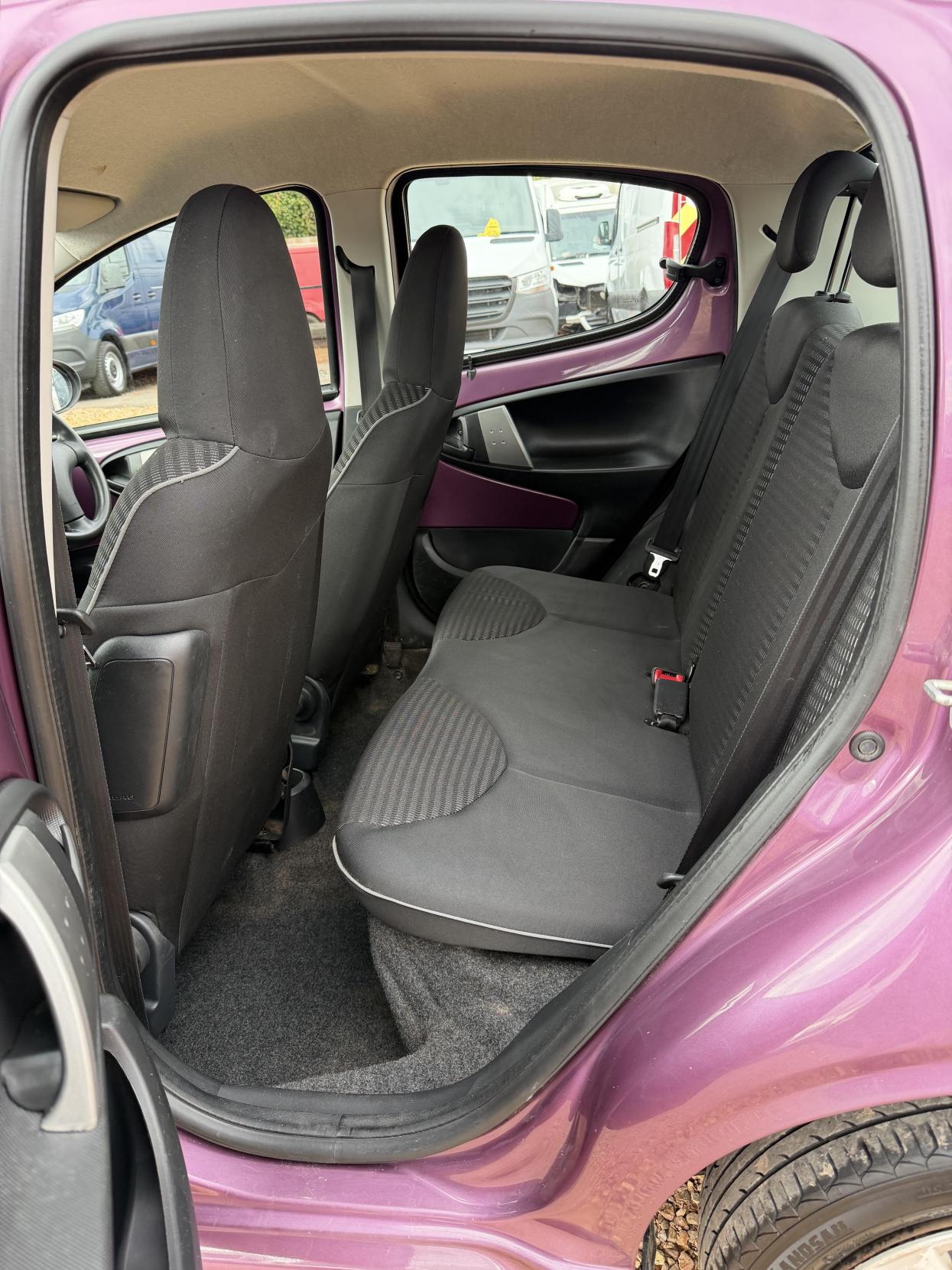 2012 Peugeot 107 1.0 12V Active Hatchback 5dr Petrol Manual Euro 5 (68 ps) - Thumbnail 22