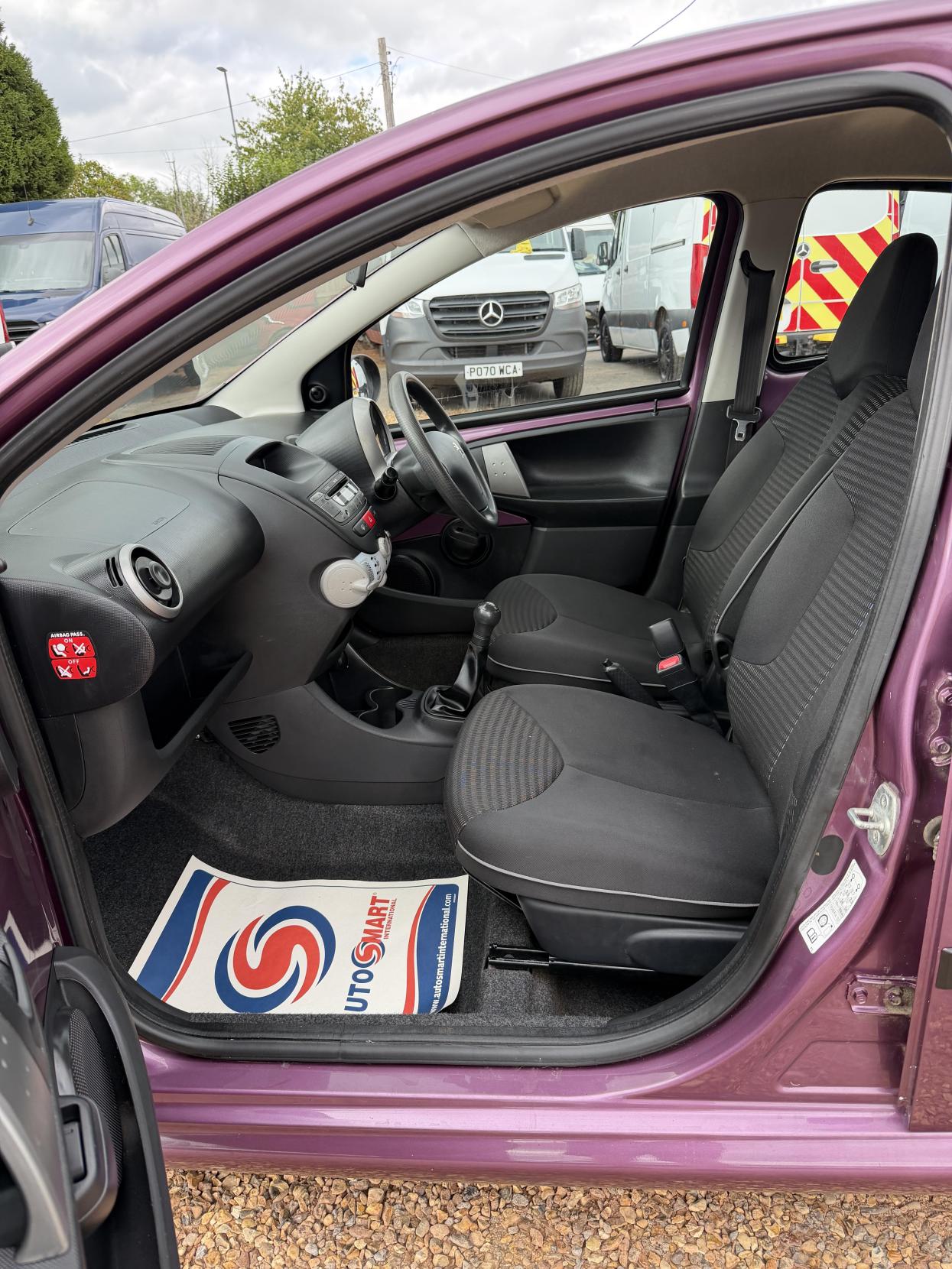 2012 Peugeot 107 1.0 12V Active Hatchback 5dr Petrol Manual Euro 5 (68 ps) - Thumbnail 15