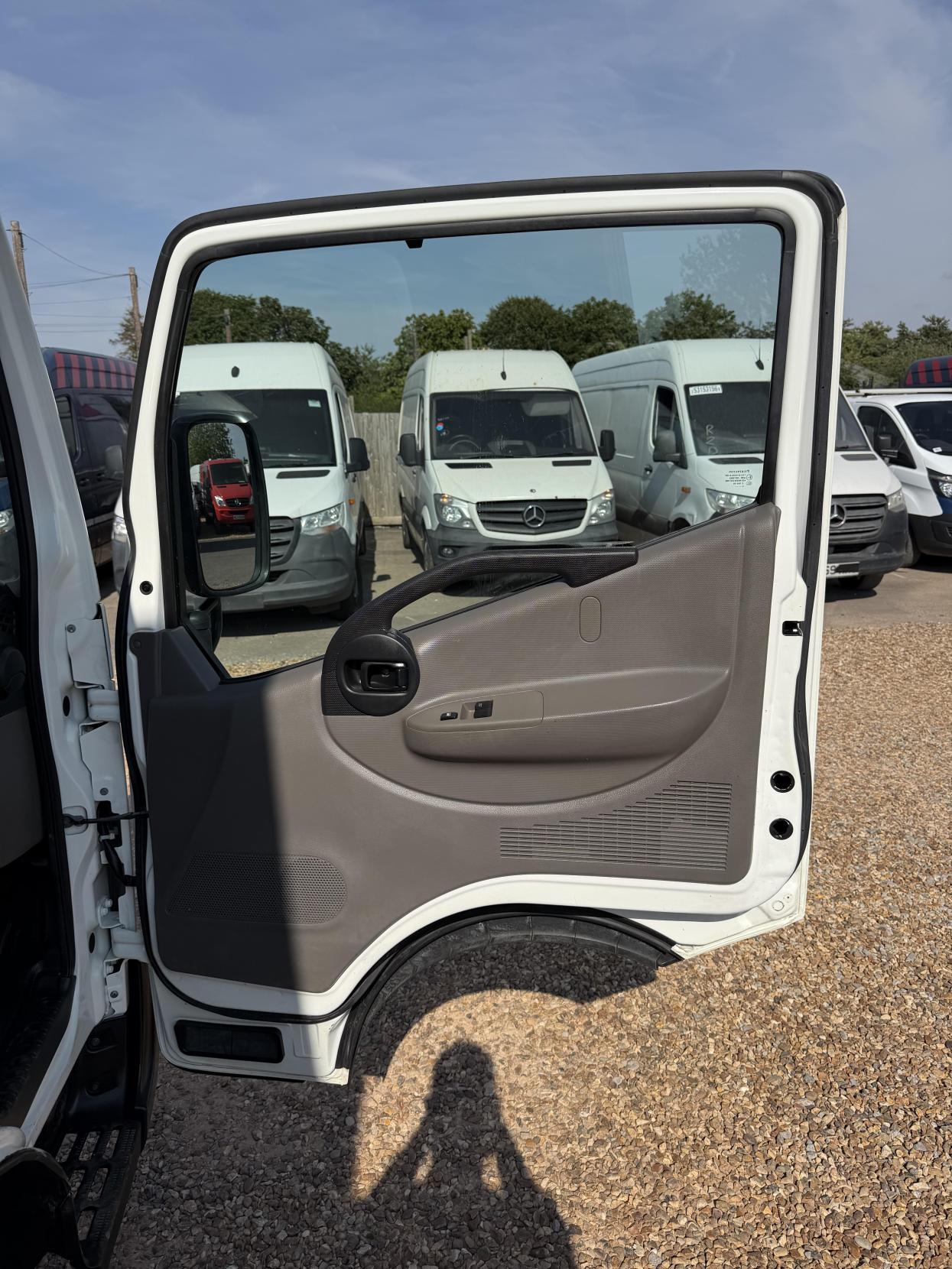 2017 Nissan NT400 Cabstar 3.0 dCi 35.13 Tipper 2dr Diesel Manual L1 Euro 6 (130 ps) - Thumbnail 15