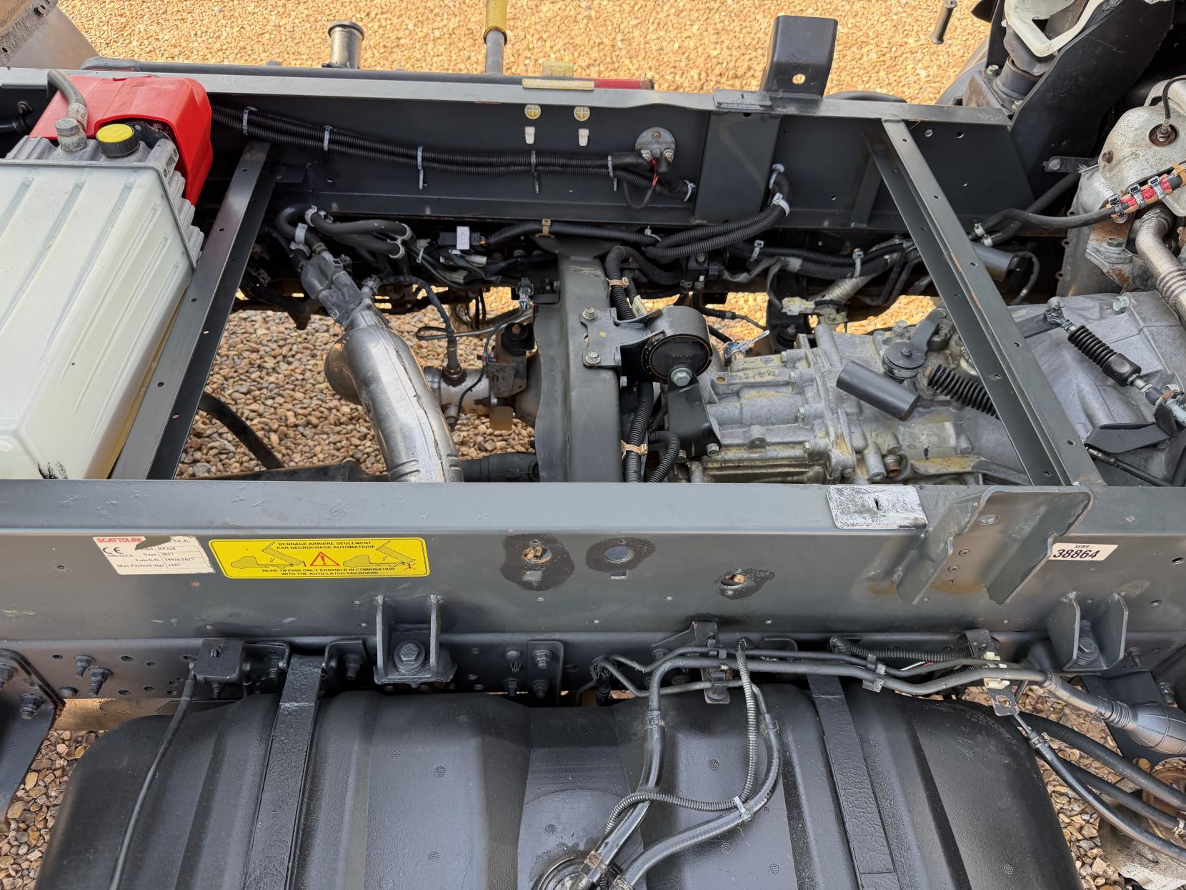 2017 Nissan NT400 Cabstar 3.0 dCi 35.13 Tipper 2dr Diesel Manual L1 Euro 6 (130 ps) - Thumbnail 31