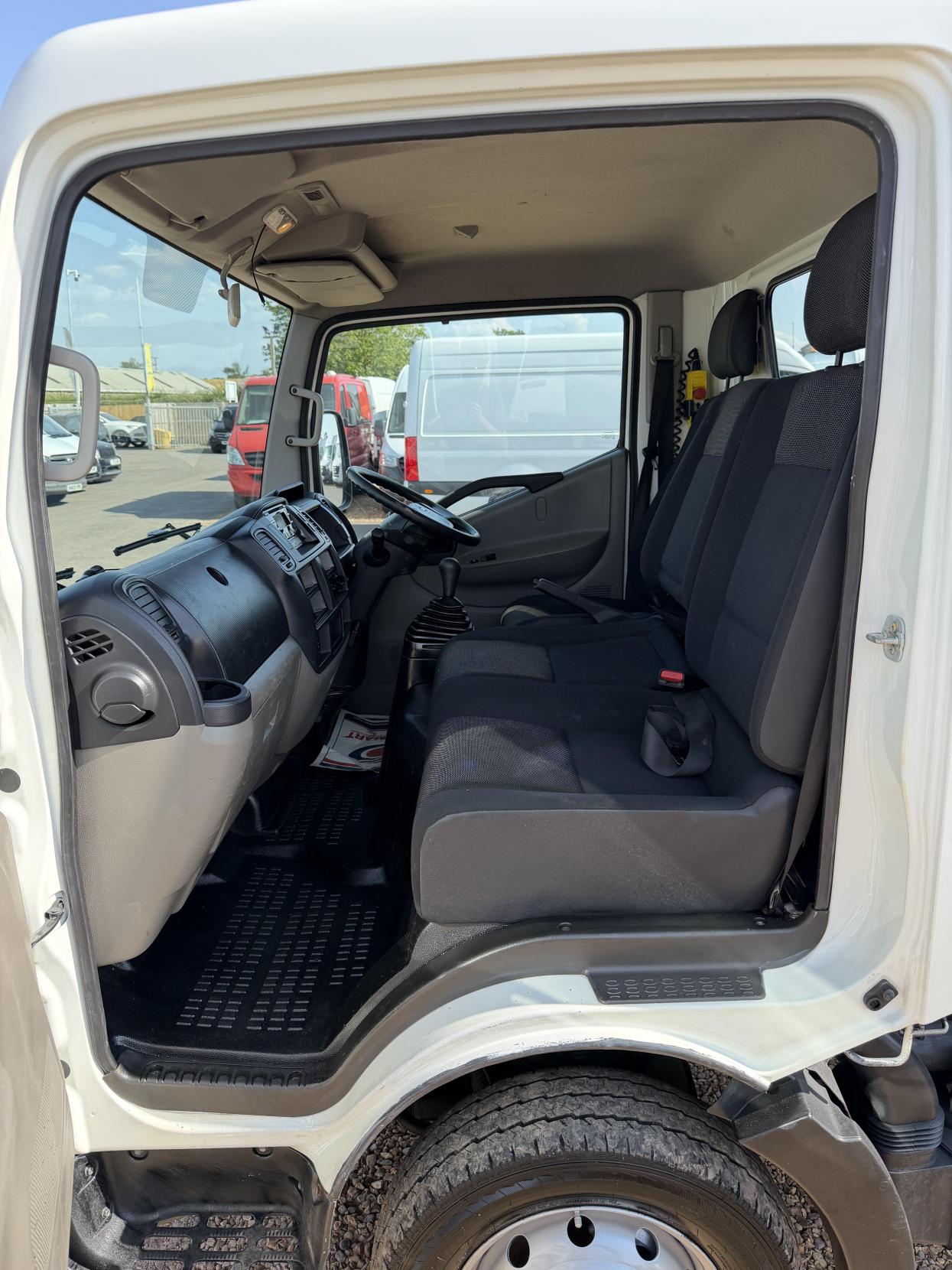 2017 Nissan NT400 Cabstar 3.0 dCi 35.13 Tipper 2dr Diesel Manual L1 Euro 6 (130 ps) - Thumbnail 16