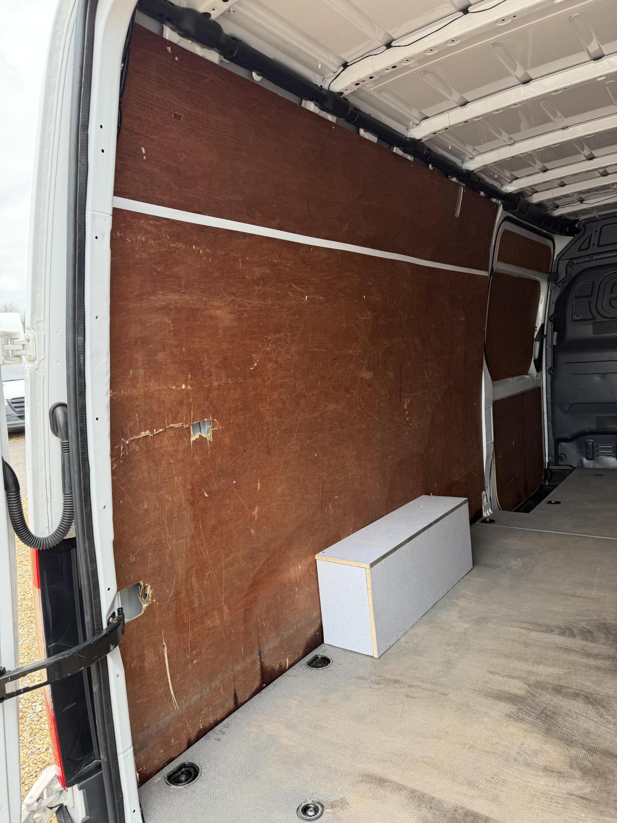 Mercedes-Benz Sprinter 2.1 314 CDI Panel Van 5dr Diesel Manual RWD L3 H2 Euro 6 (143 ps)