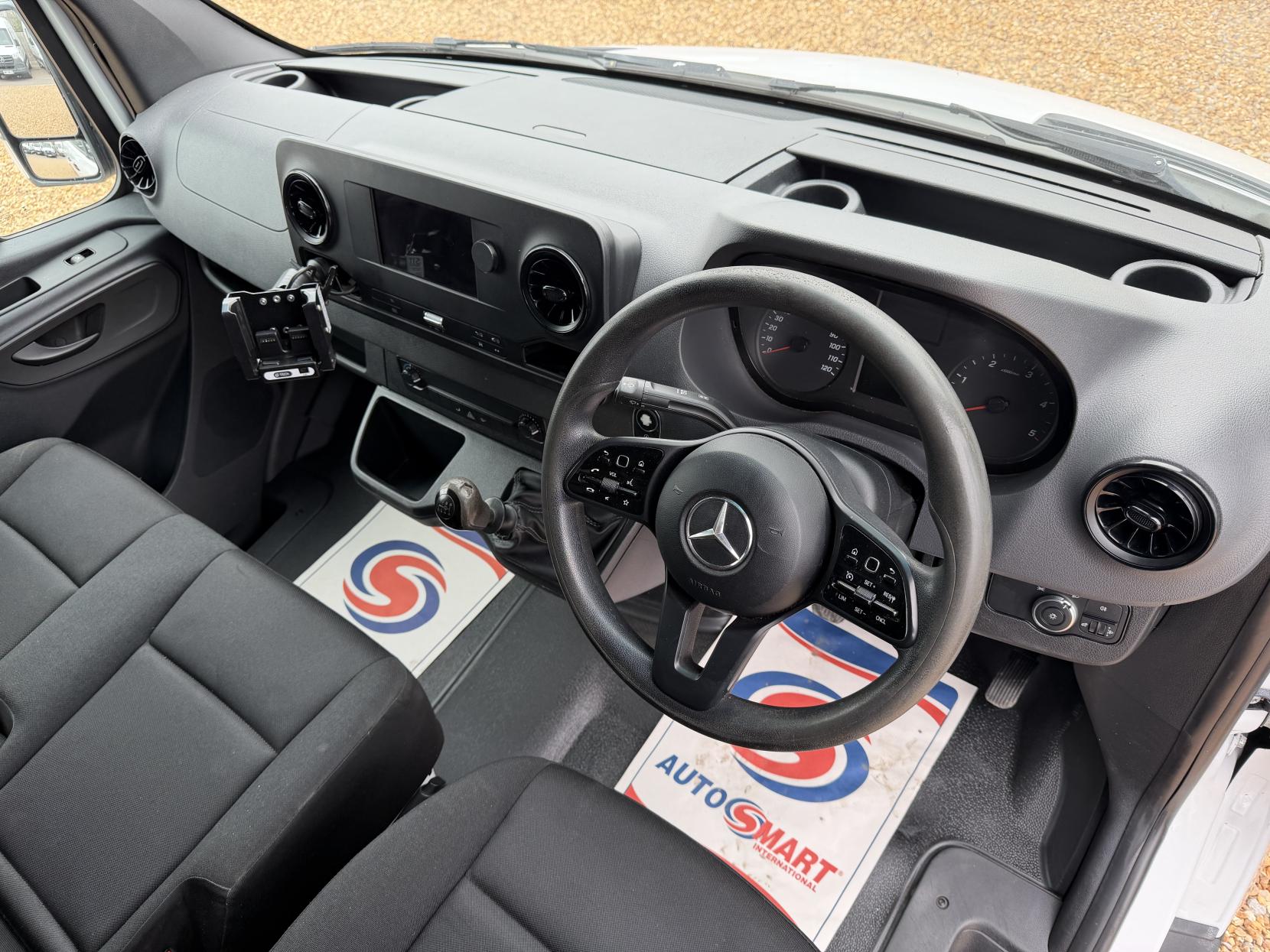 Mercedes-Benz Sprinter 2.1 314 CDI Panel Van 5dr Diesel Manual RWD L3 H2 Euro 6 (143 ps)