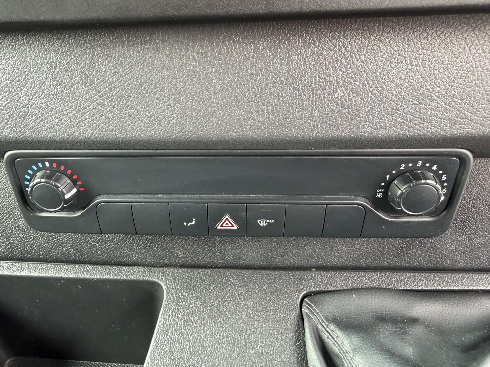 Mercedes-Benz Sprinter 2.1 314 CDI Panel Van 5dr Diesel Manual RWD L3 H2 Euro 6 (143 ps)