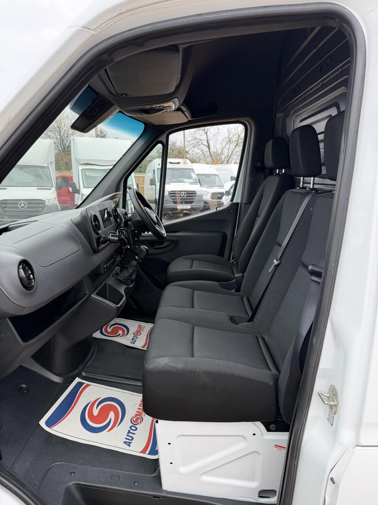 Mercedes-Benz Sprinter 2.1 314 CDI Panel Van 5dr Diesel Manual RWD L3 H2 Euro 6 (143 ps)