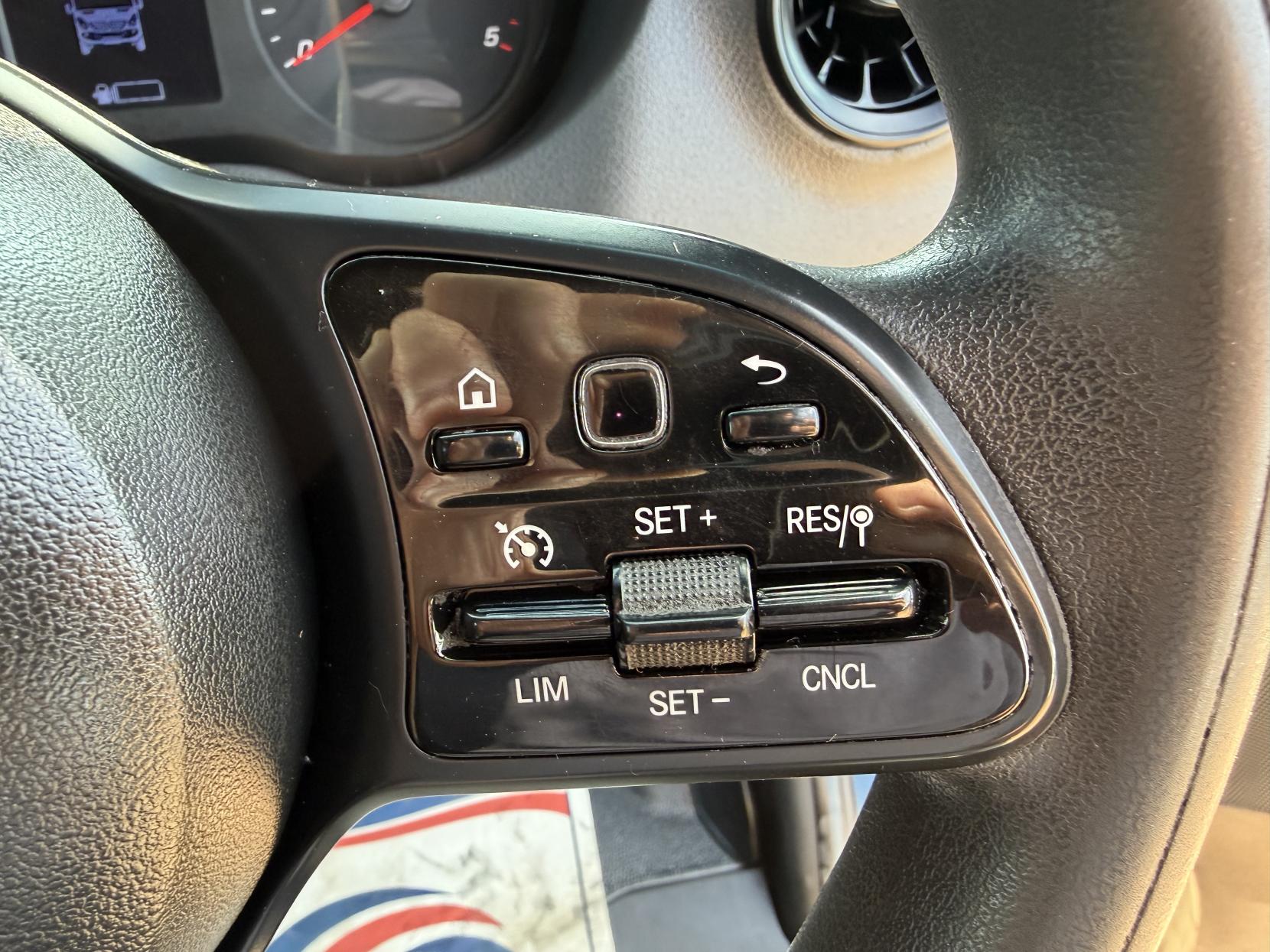 2020 Mercedes-Benz Sprinter 2.1 316 CDI Panel Van 5dr Diesel Manual RWD L2 H2 Euro 6 (163 ps) - Thumbnail 23