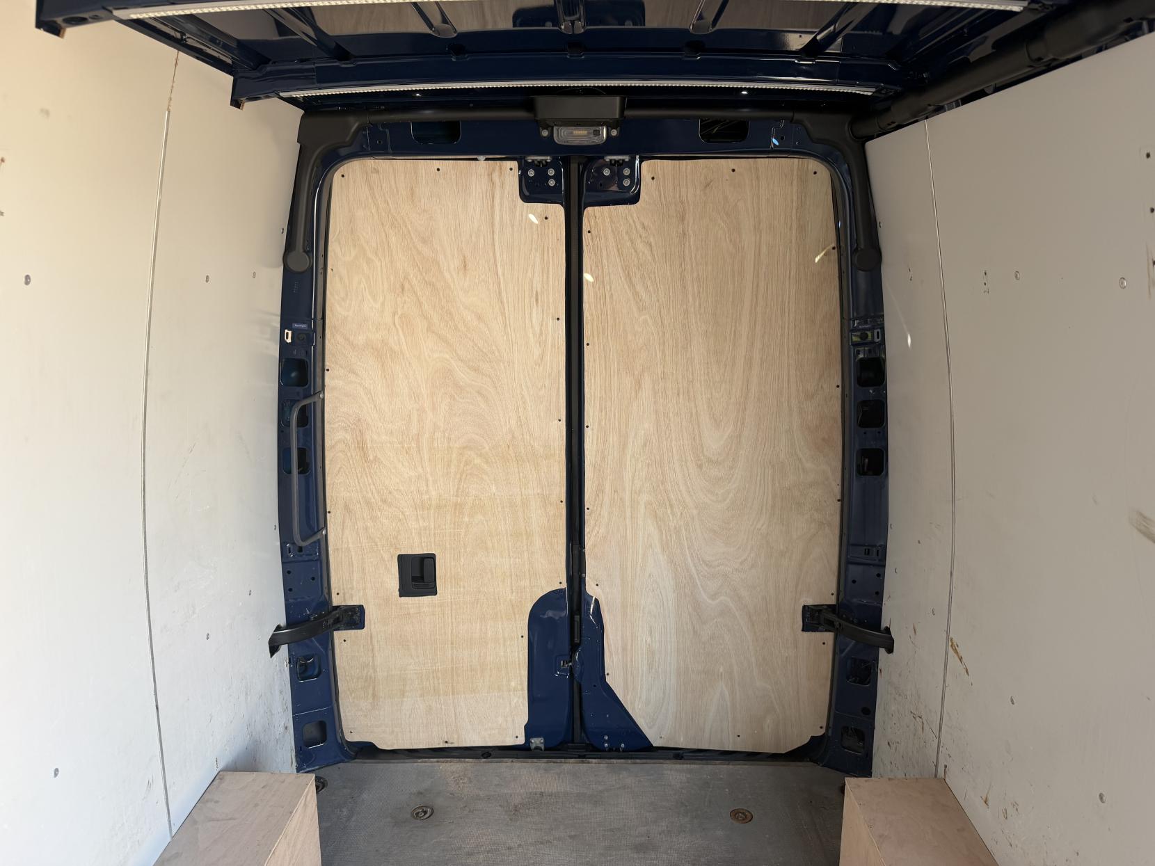 2020 Mercedes-Benz Sprinter 2.1 316 CDI Panel Van 5dr Diesel Manual RWD L2 H2 Euro 6 (163 ps) - Thumbnail 31