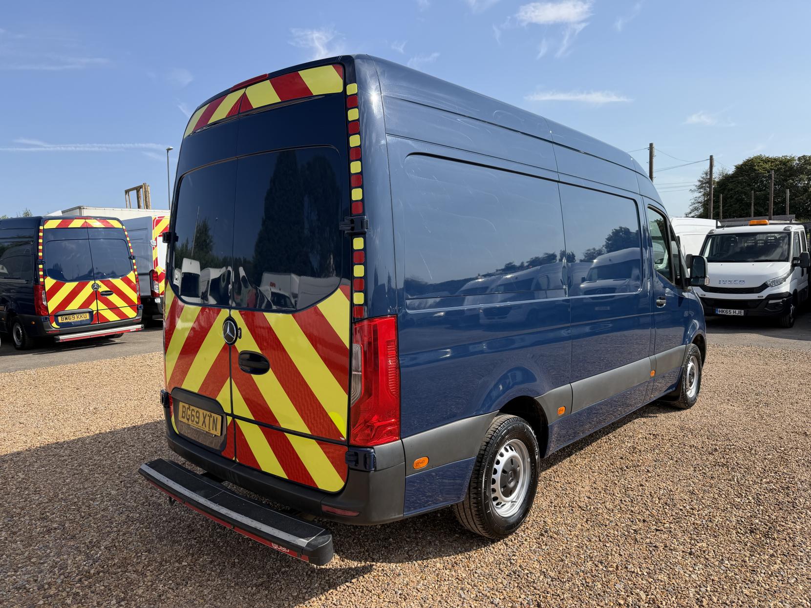 2020 Mercedes-Benz Sprinter 2.1 316 CDI Panel Van 5dr Diesel Manual RWD L2 H2 Euro 6 (163 ps) - Thumbnail 11