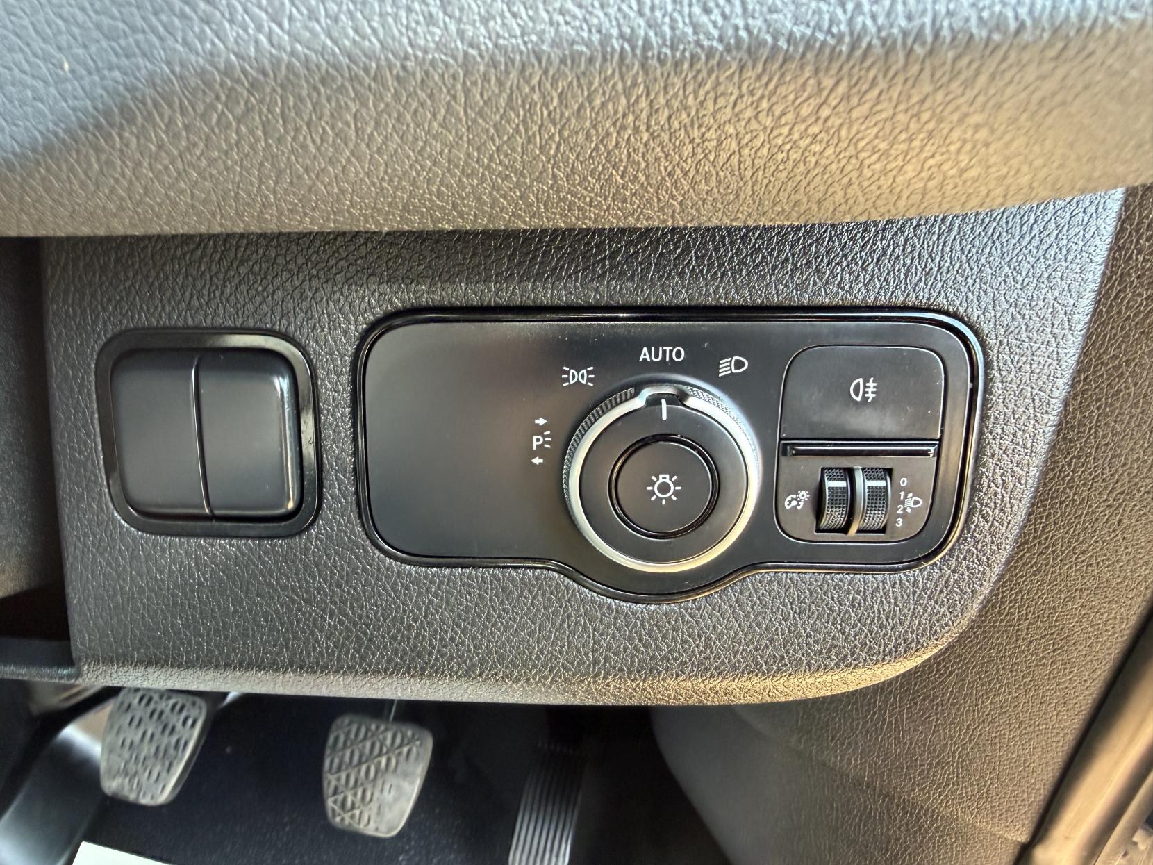 2020 Mercedes-Benz Sprinter 2.1 316 CDI Panel Van 5dr Diesel Manual RWD L2 H2 Euro 6 (163 ps) - Thumbnail 19