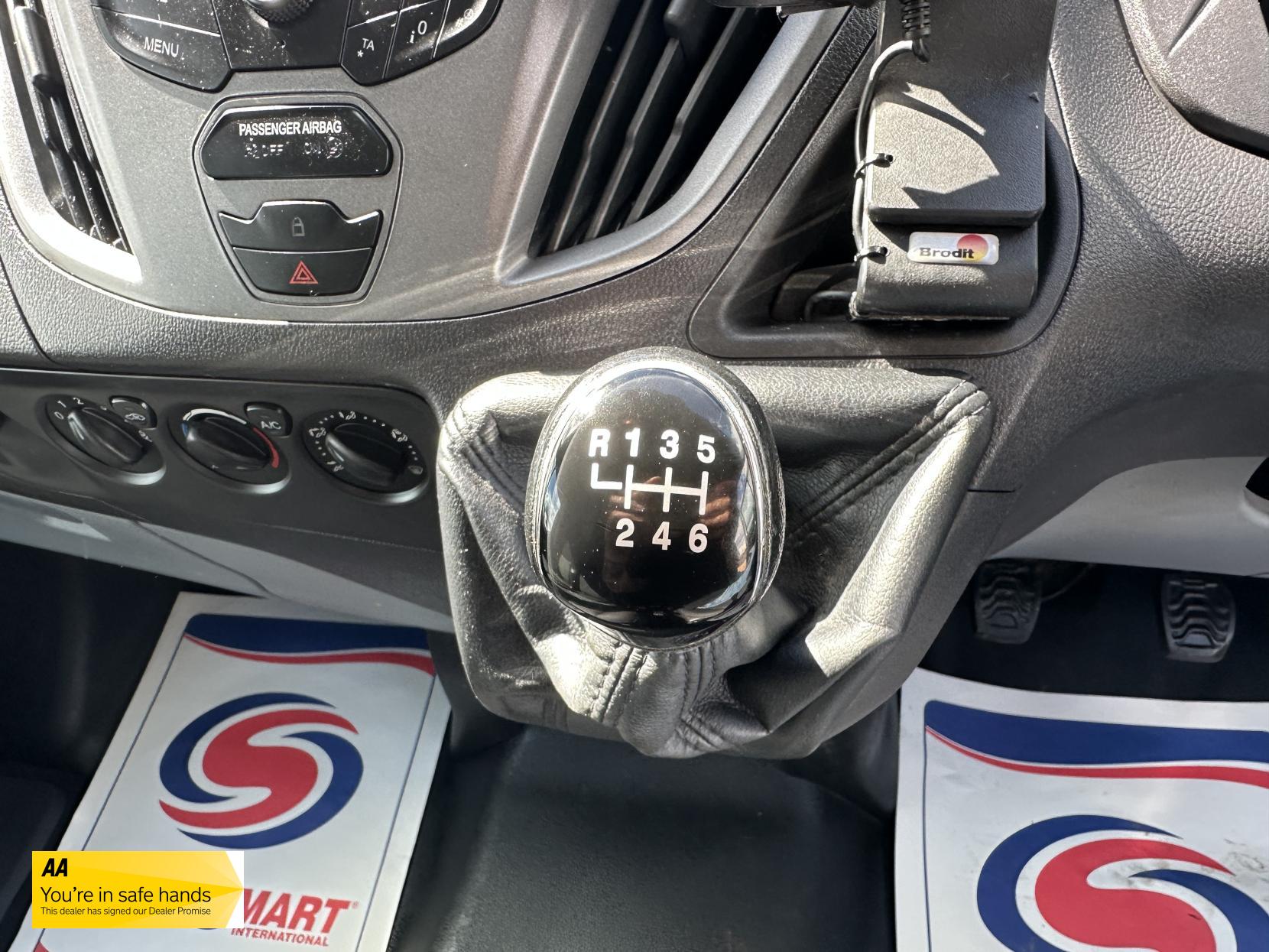 Ford Transit Custom 2.2 TDCi 310 ECOnetic Panel Van 5dr Diesel Manual L1 H1 (162 g/km, 98 bhp)
