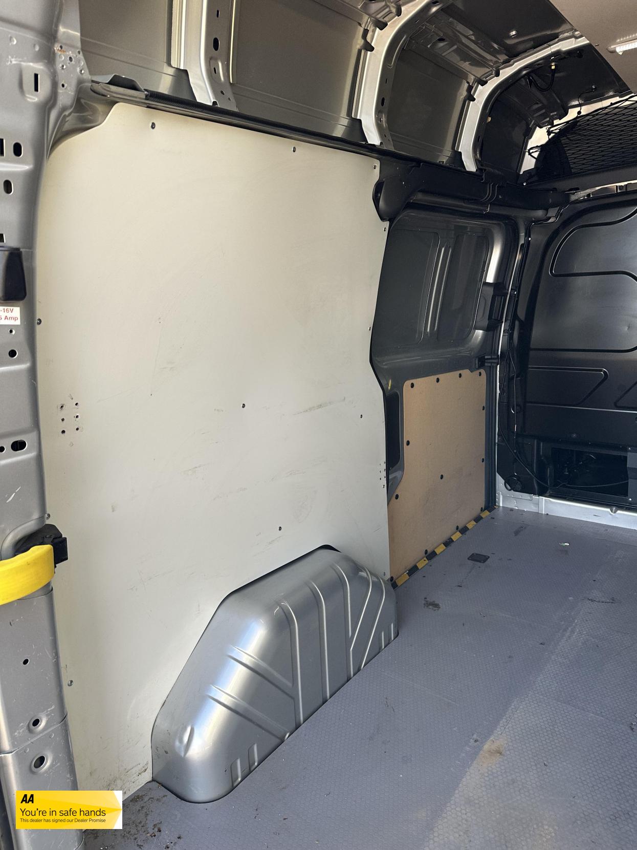 Ford Transit Custom 2.2 TDCi 310 ECOnetic Panel Van 5dr Diesel Manual L1 H1 (162 g/km, 98 bhp)