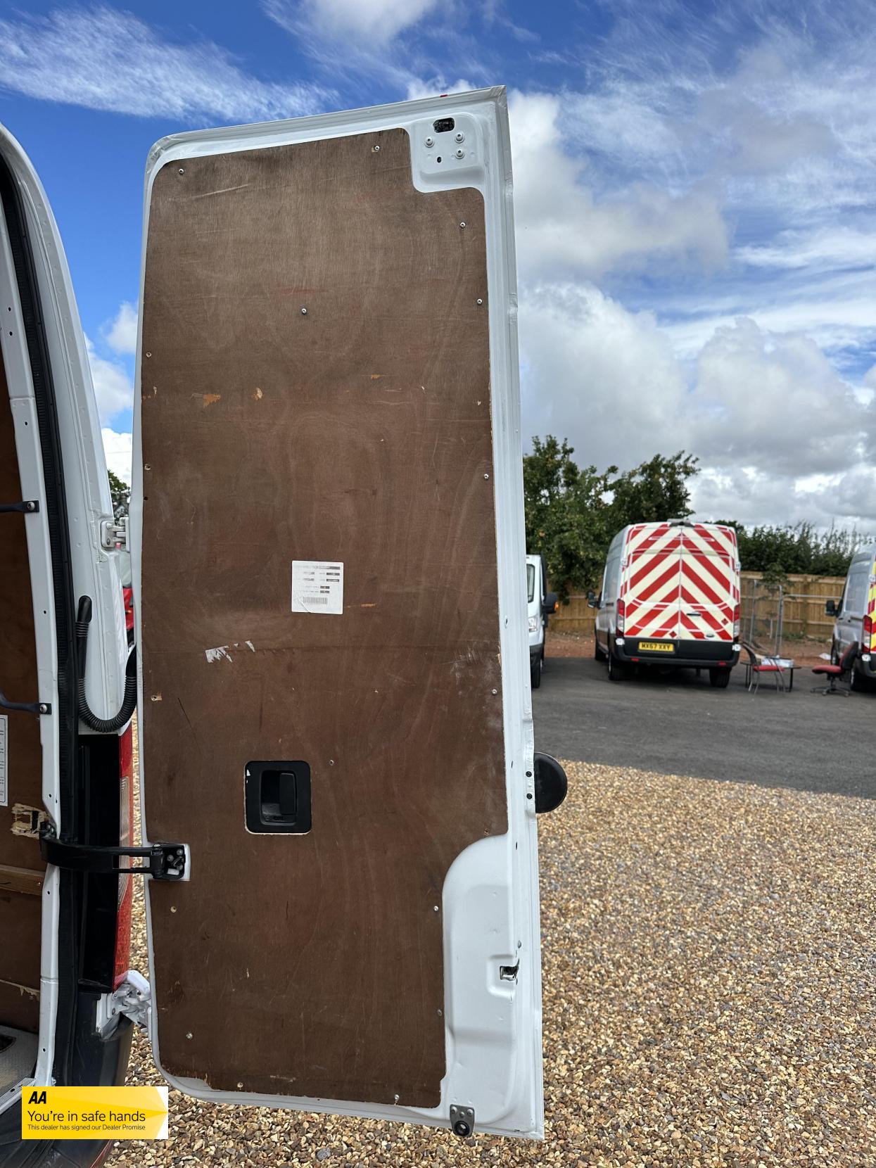 Mercedes-Benz Sprinter 2.1 311 CDI Panel Van 5dr Diesel Manual RWD L3 H2 Euro 6 (114 ps)