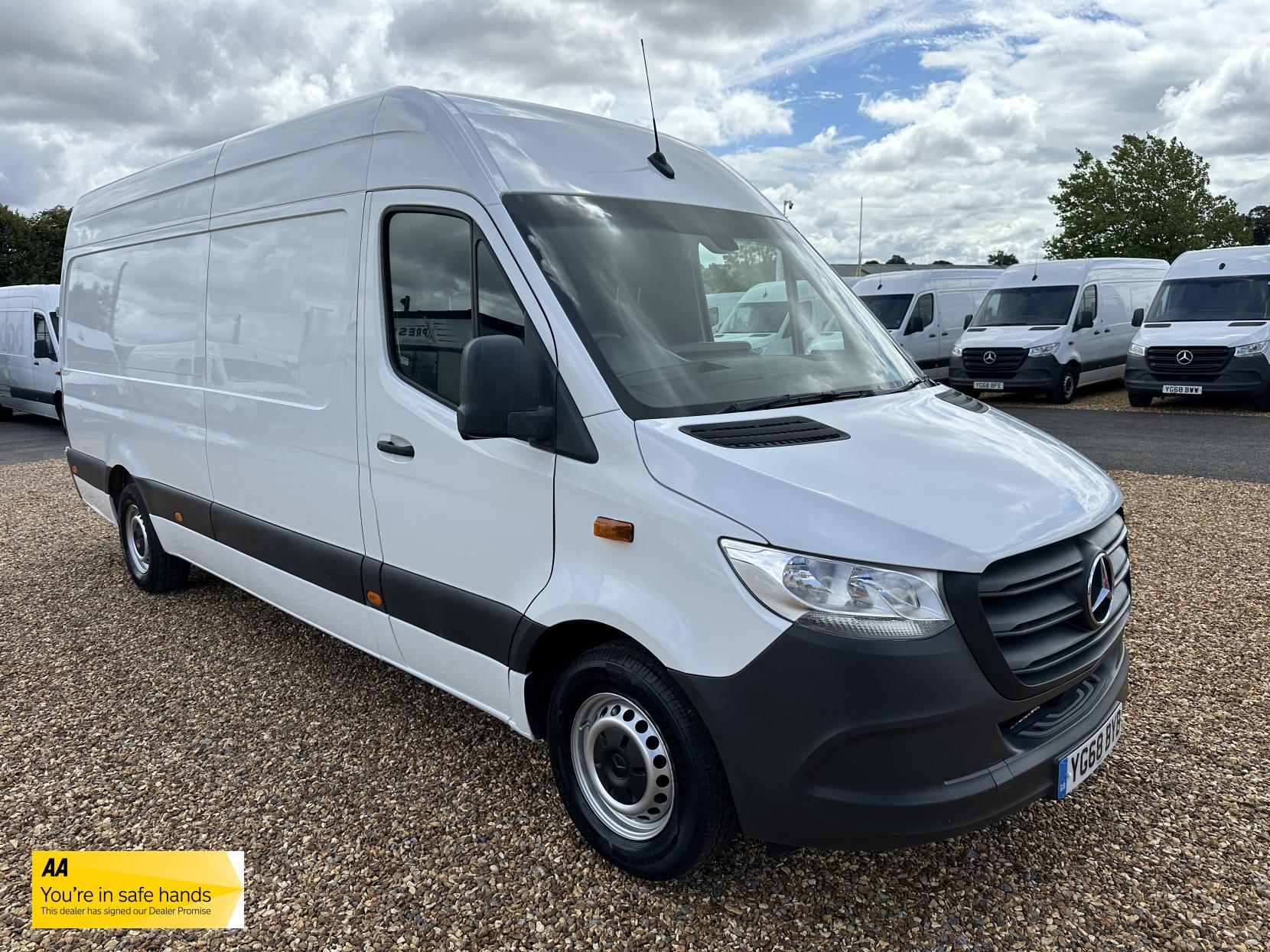 Mercedes-Benz Sprinter 2.1 311 CDI Panel Van 5dr Diesel Manual RWD L3 H2 Euro 6 (114 ps)