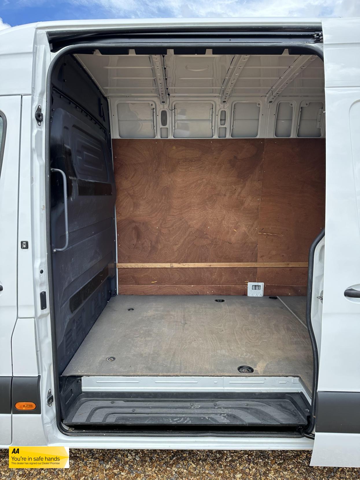Mercedes-Benz Sprinter 2.1 311 CDI Panel Van 5dr Diesel Manual RWD L3 H2 Euro 6 (114 ps)