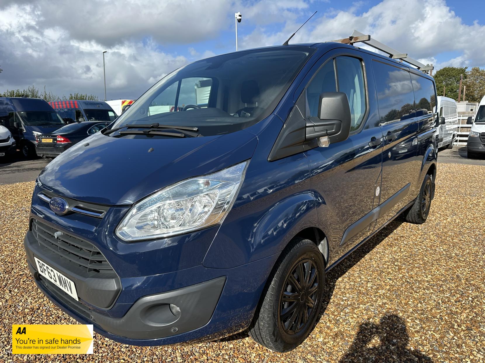 Ford Transit Custom 2.2 TDCi 330 Trend Panel Van 5dr Diesel Manual L2 H1 (197 g/km, 123 bhp)