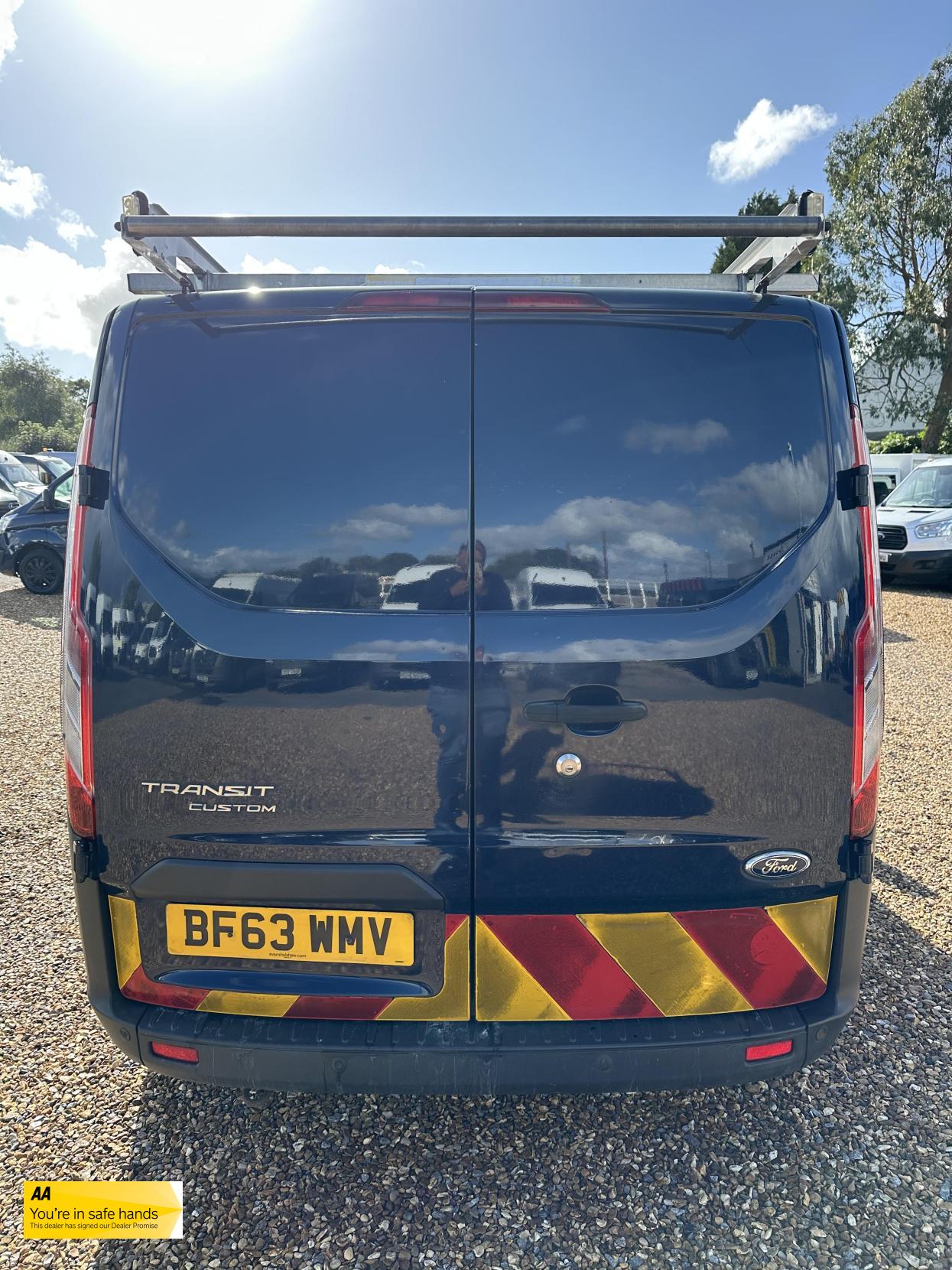 Ford Transit Custom 2.2 TDCi 330 Trend Panel Van 5dr Diesel Manual L2 H1 (197 g/km, 123 bhp)