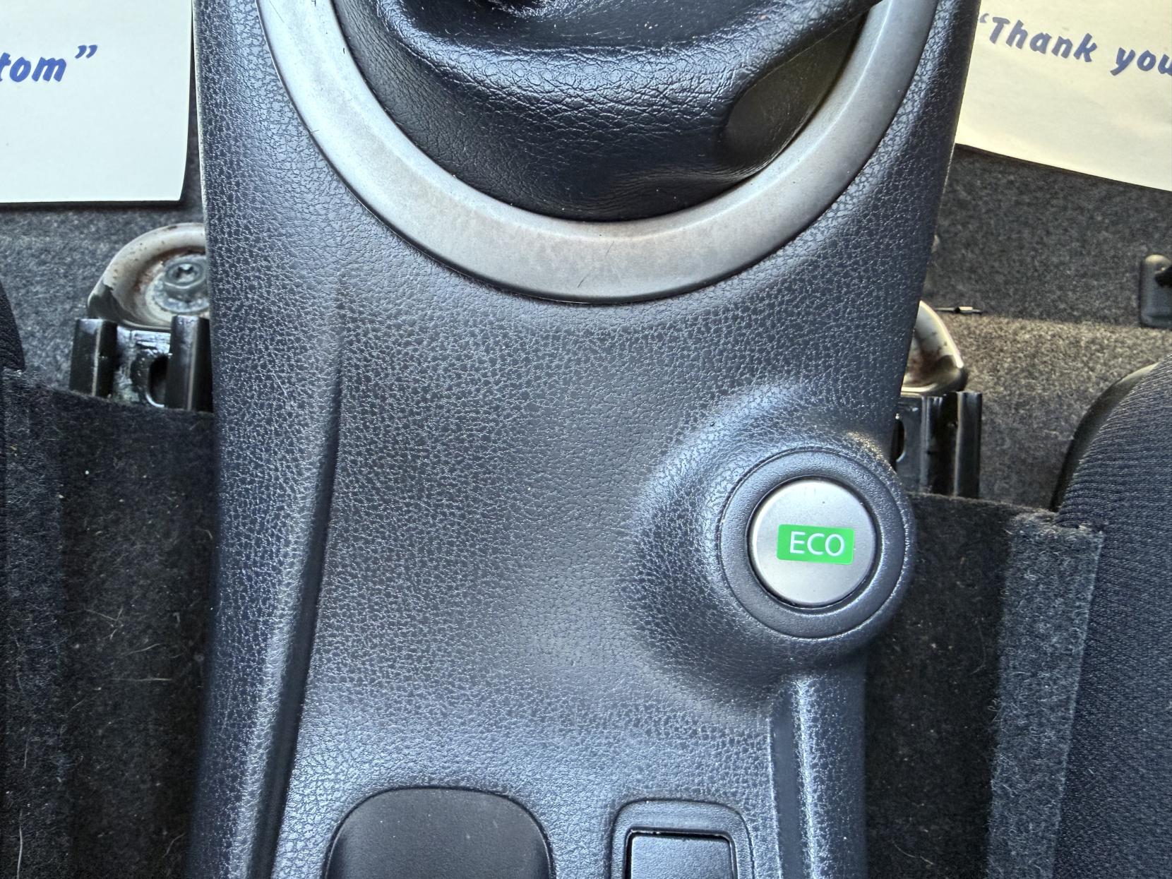 2014 Nissan Note 1.5 dCi Acenta Premium Hatchback 5dr Diesel Manual Euro 5 (s/s) (90 ps) - Thumbnail 35