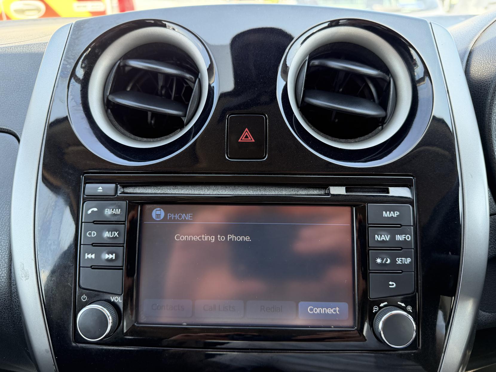 2014 Nissan Note 1.5 dCi Acenta Premium Hatchback 5dr Diesel Manual Euro 5 (s/s) (90 ps) - Thumbnail 32