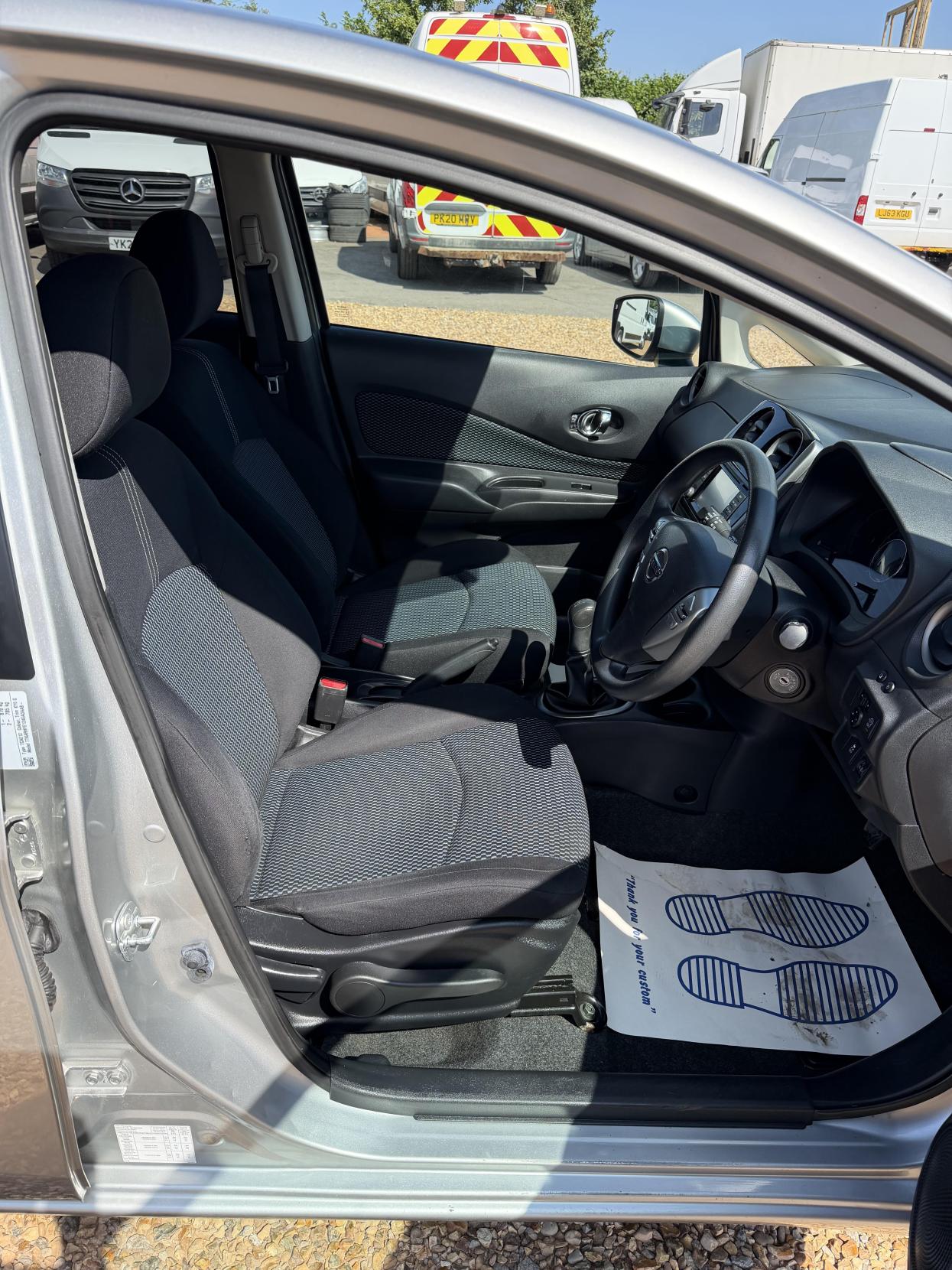 2014 Nissan Note 1.5 dCi Acenta Premium Hatchback 5dr Diesel Manual Euro 5 (s/s) (90 ps) - Thumbnail 17
