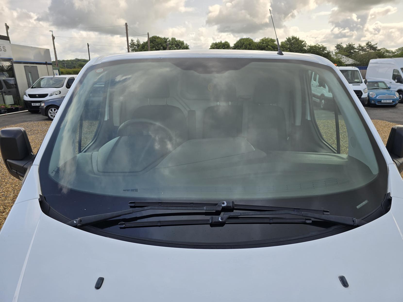 Ford Transit Custom 2.2 TDCi 290 Panel Van 5dr Diesel Manual L1 H1 (186 g/km, 98 bhp)