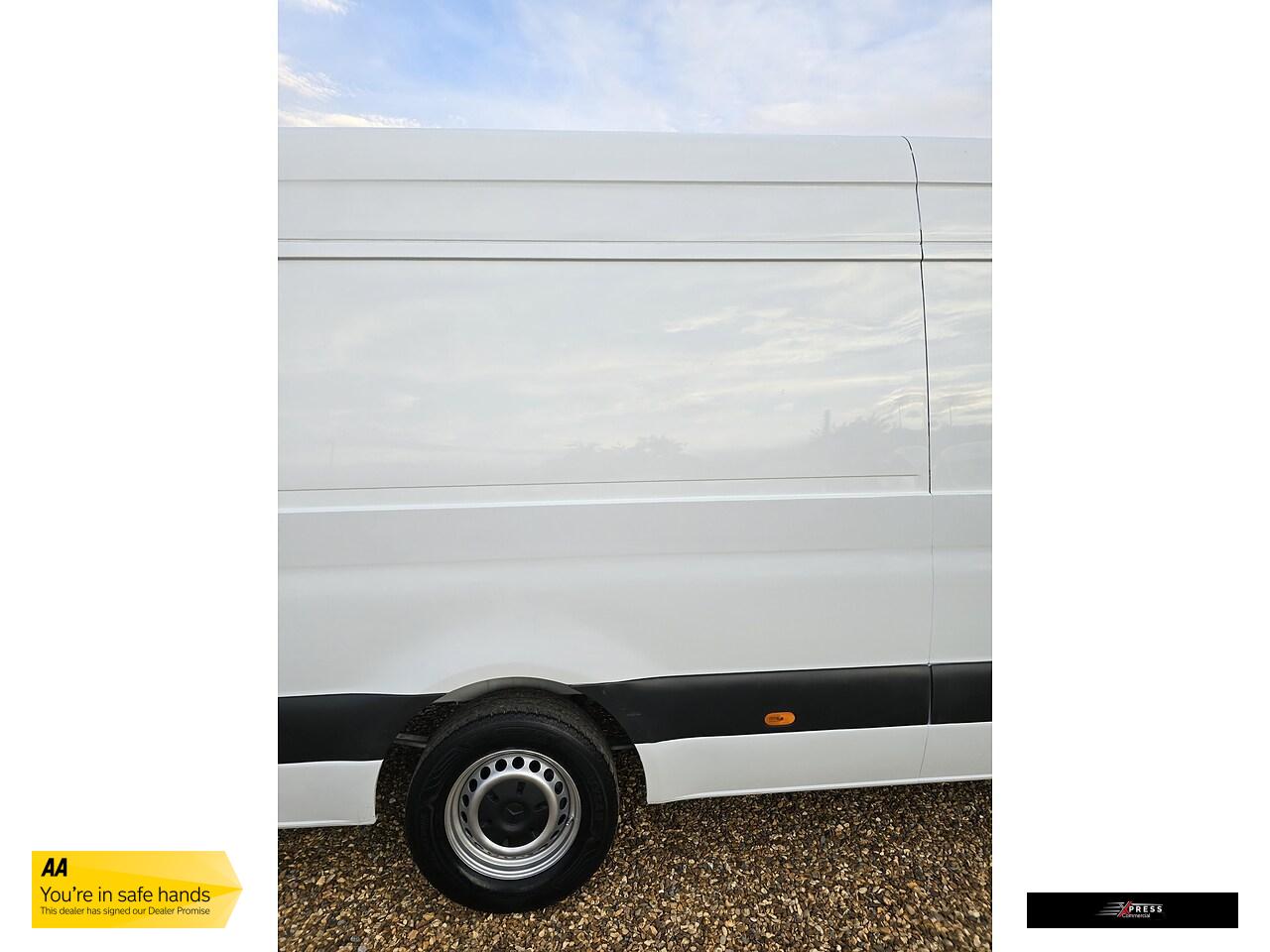 Mercedes-Benz Sprinter 2.1 311 CDI Panel Van 5dr Diesel Manual RWD L3 H2 Euro 6 (114 ps)