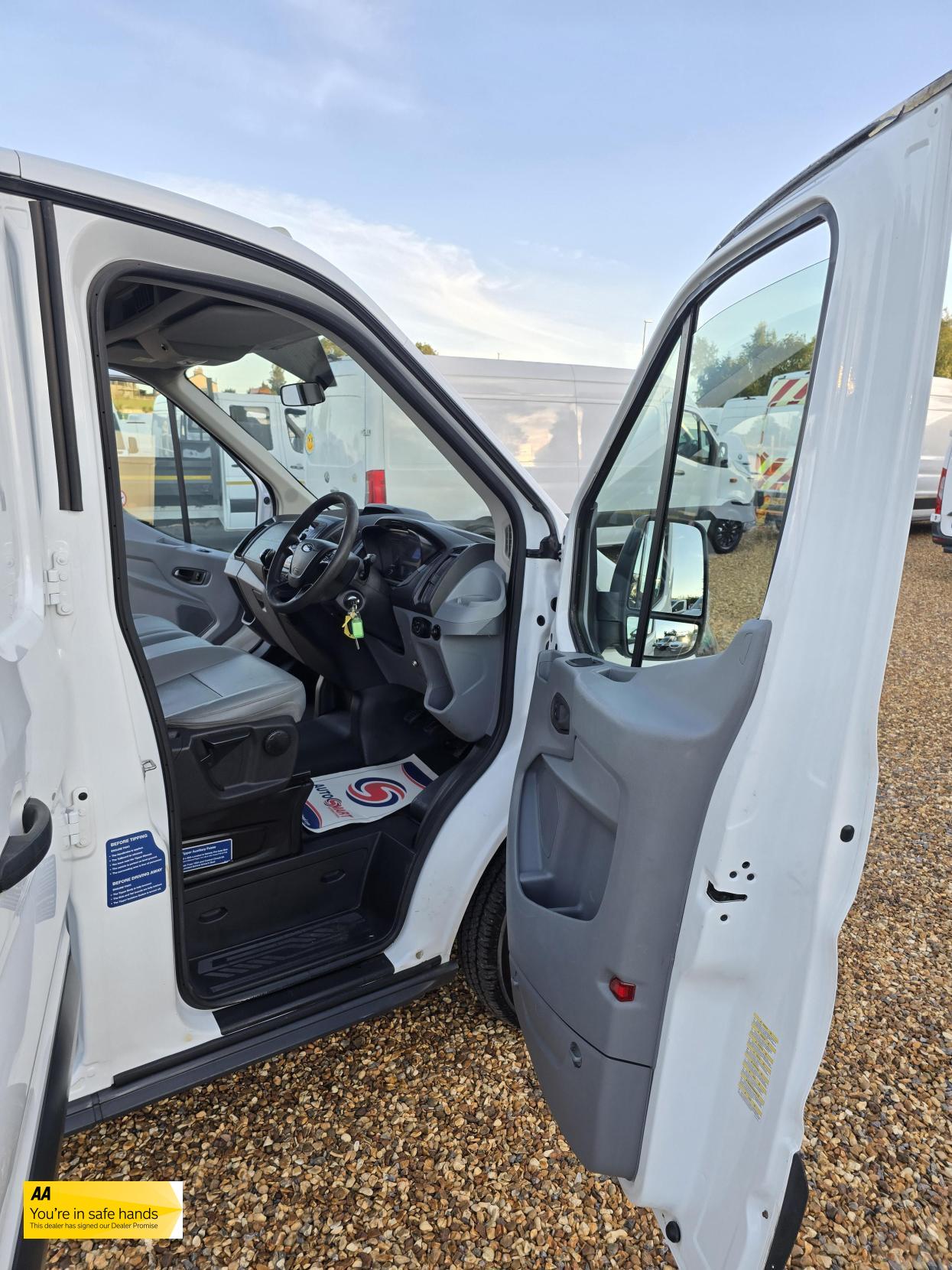 Ford Transit 2.0 350 EcoBlue Panel Van 5dr Diesel Manual RWD L2 H2 Euro 6 (170 ps)