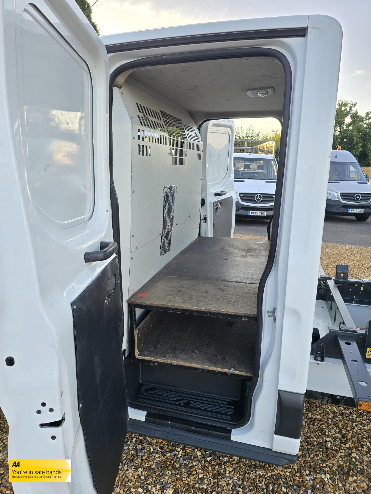 Ford Transit 2.0 350 EcoBlue Panel Van 5dr Diesel Manual RWD L2 H2 Euro 6 (170 ps)